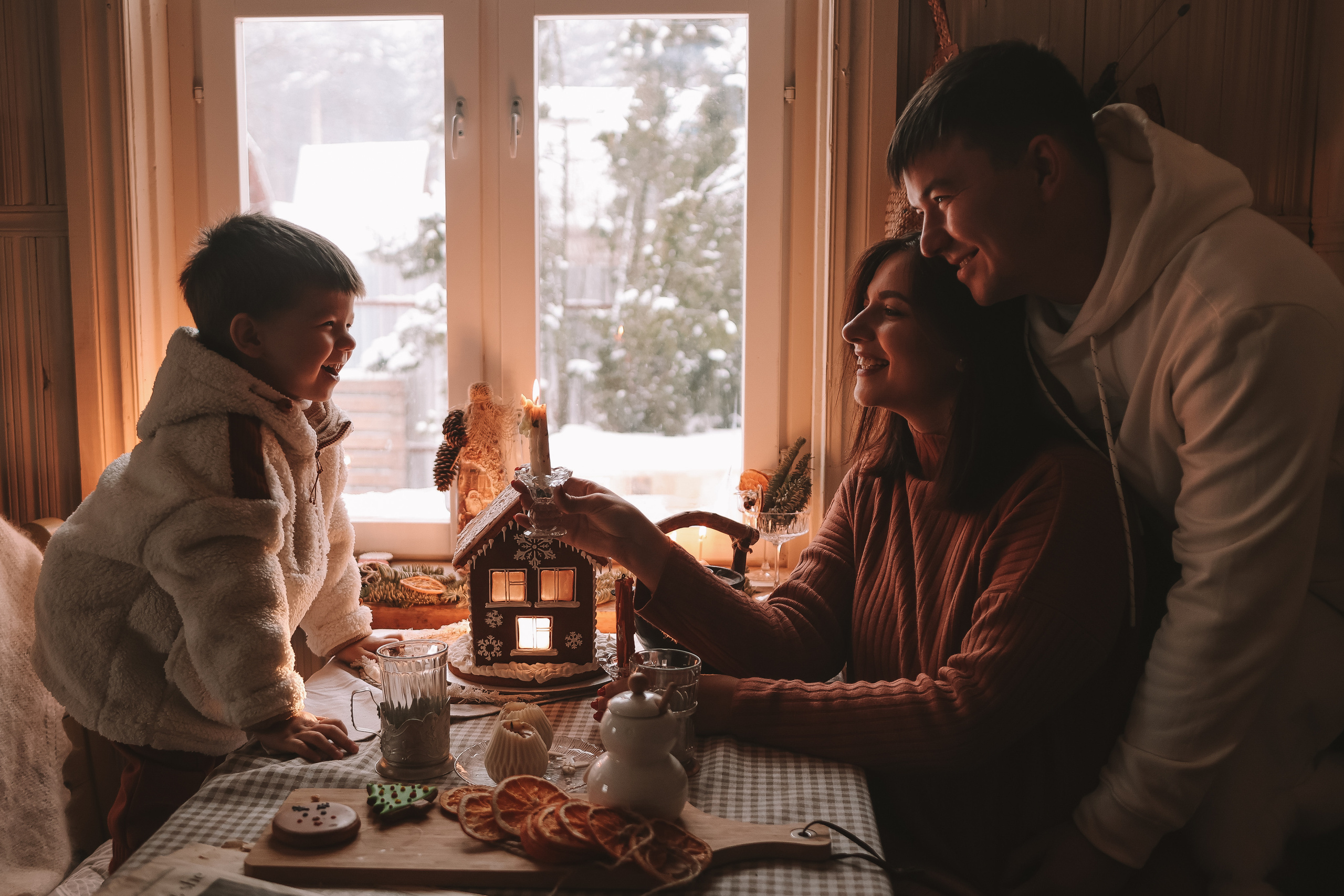 Локация Тишина (семья). Семейный фотограф Тюмень, фотограф на роды Салмина Мария