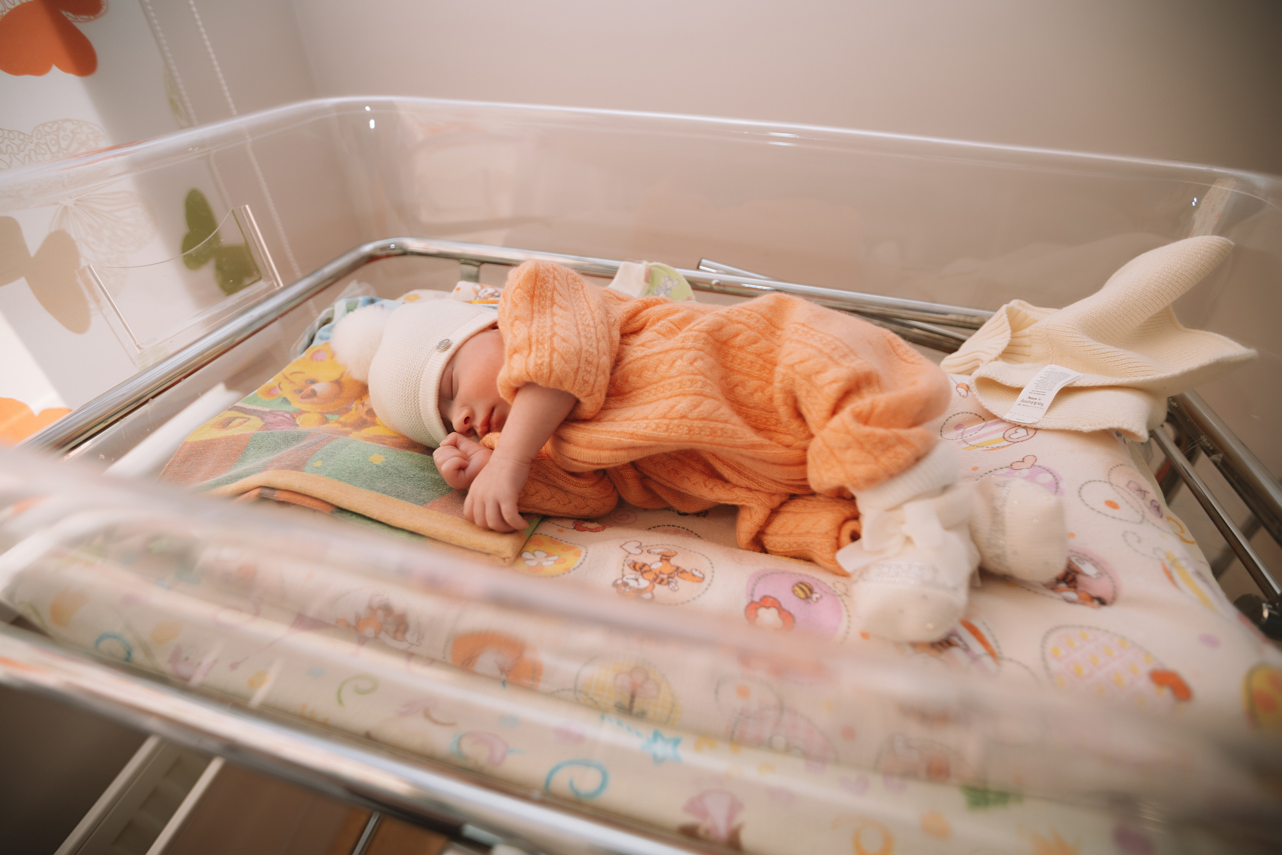 Выписка Мать и Дитя. Семейный фотограф Тюмень, фотограф на роды Салмина Мария