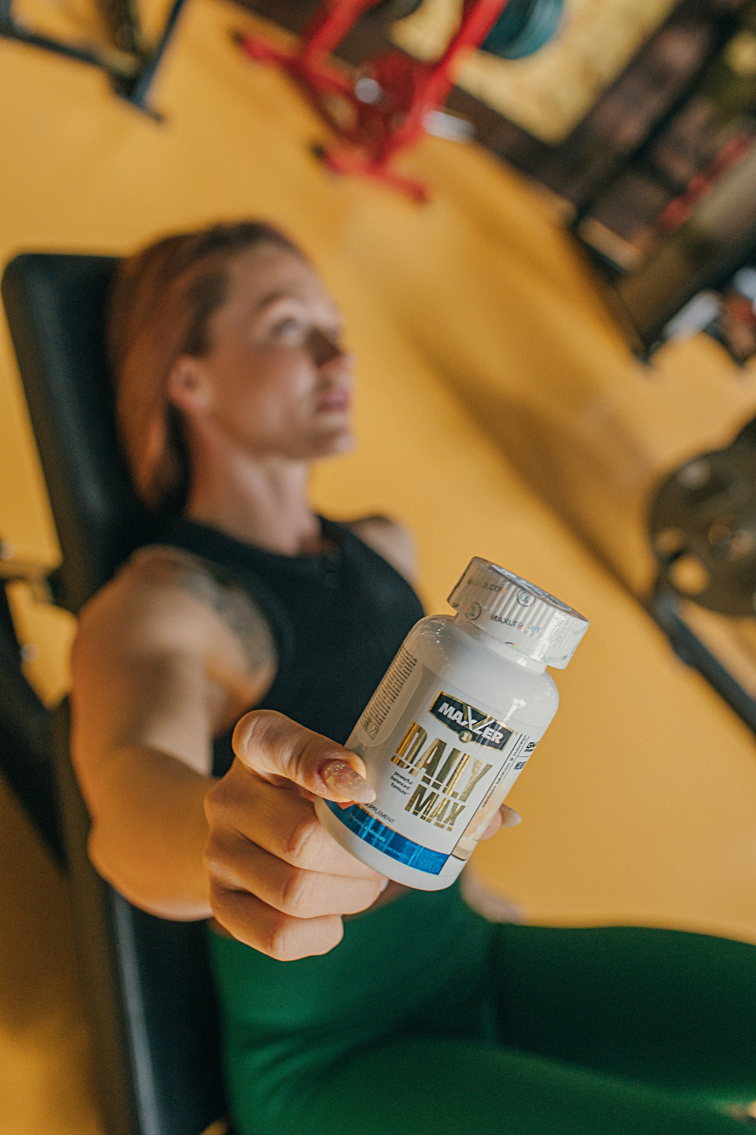 Бар спортивного питания. Семейный фотограф Тюмень, фотограф на роды Салмина Мария