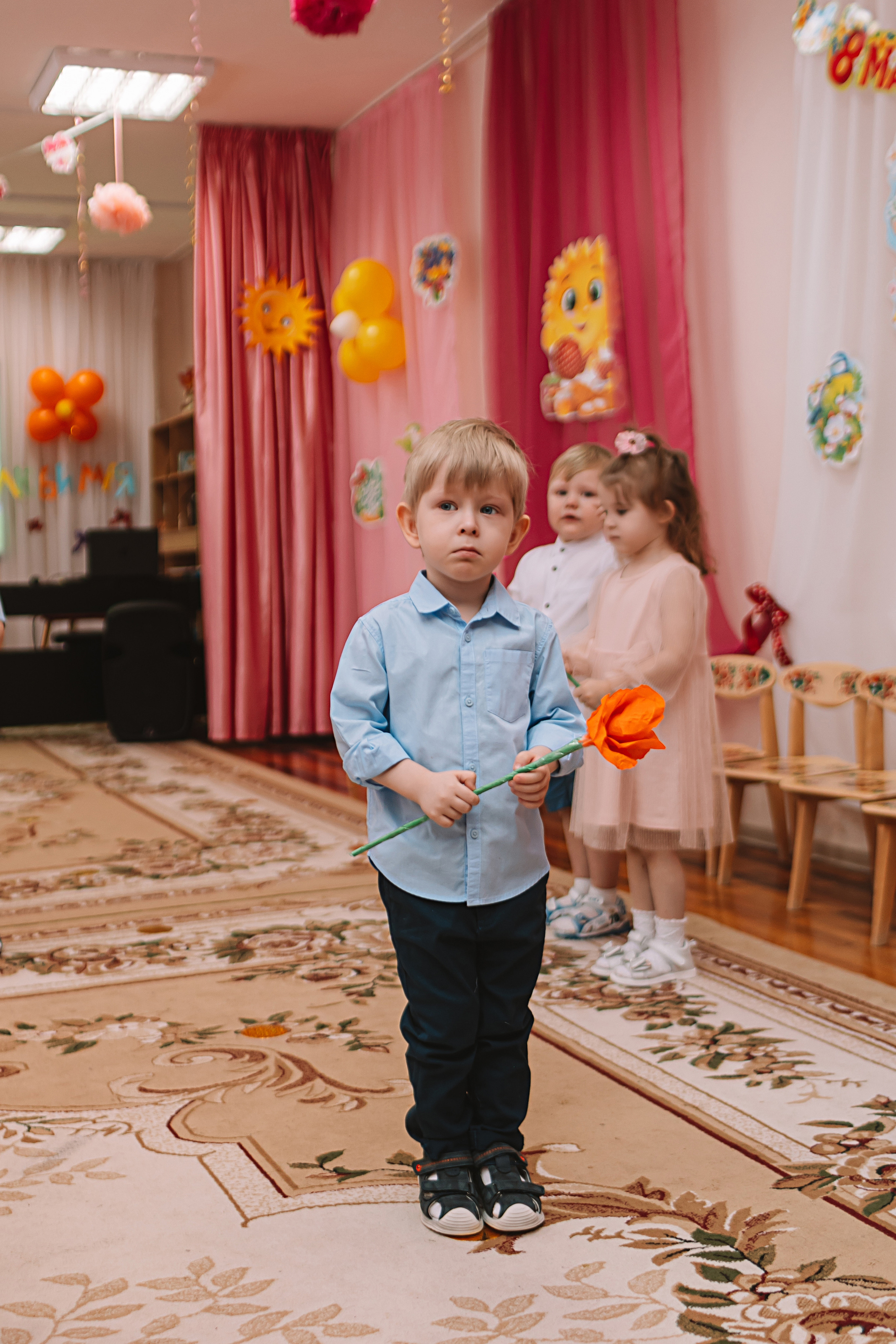 Утренник садик. Семейный фотограф Тюмень, фотограф на роды Салмина Мария