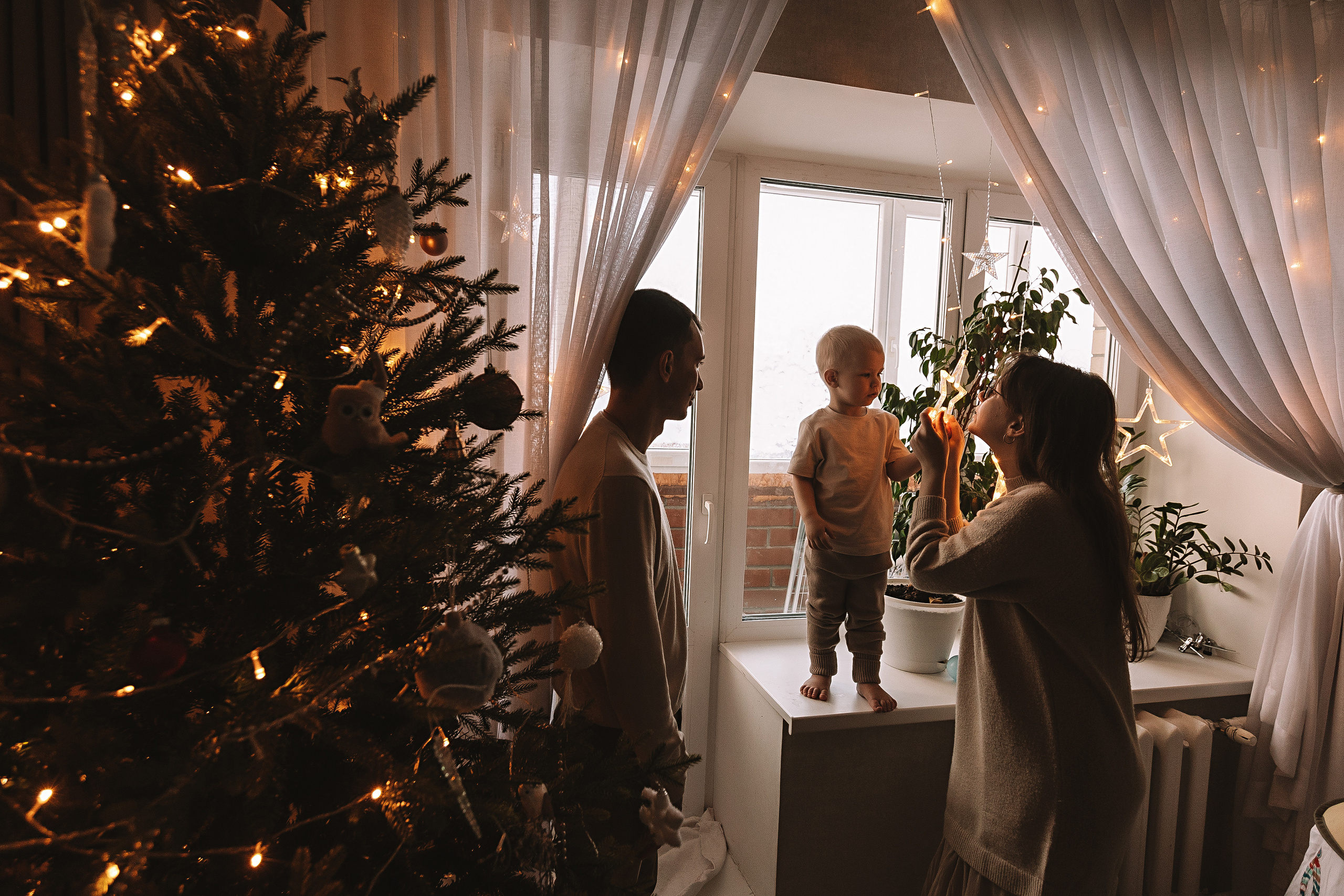 Очень активный Лев. Семейный фотограф Тюмень, фотограф на роды Салмина Мария