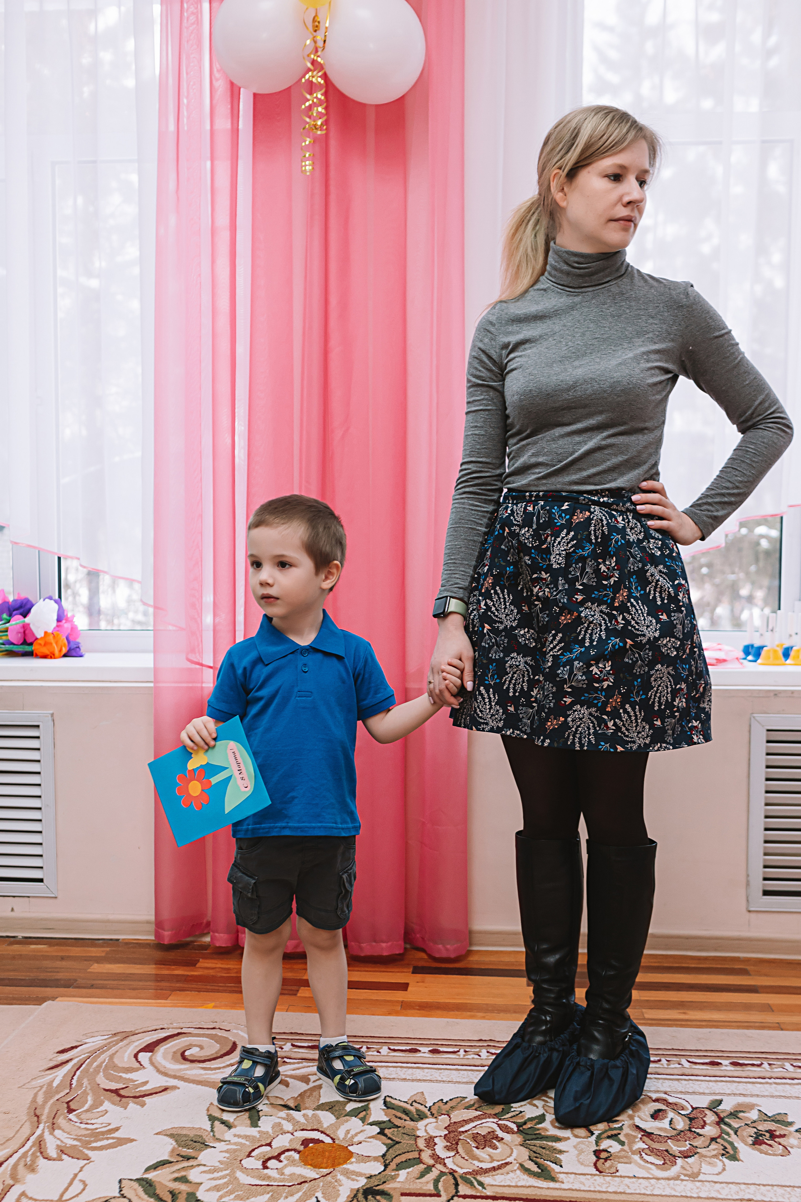 Утренник садик. Семейный фотограф Тюмень, фотограф на роды Салмина Мария