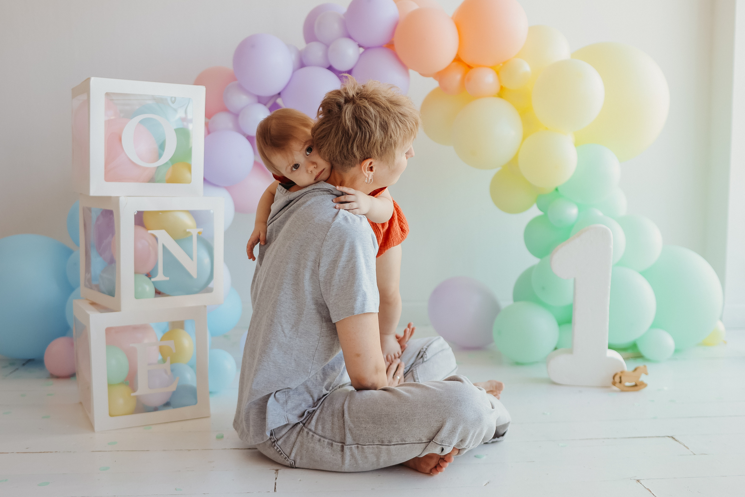 Годик в ВВ студио. Семейный фотограф Тюмень, фотограф на роды Салмина Мария