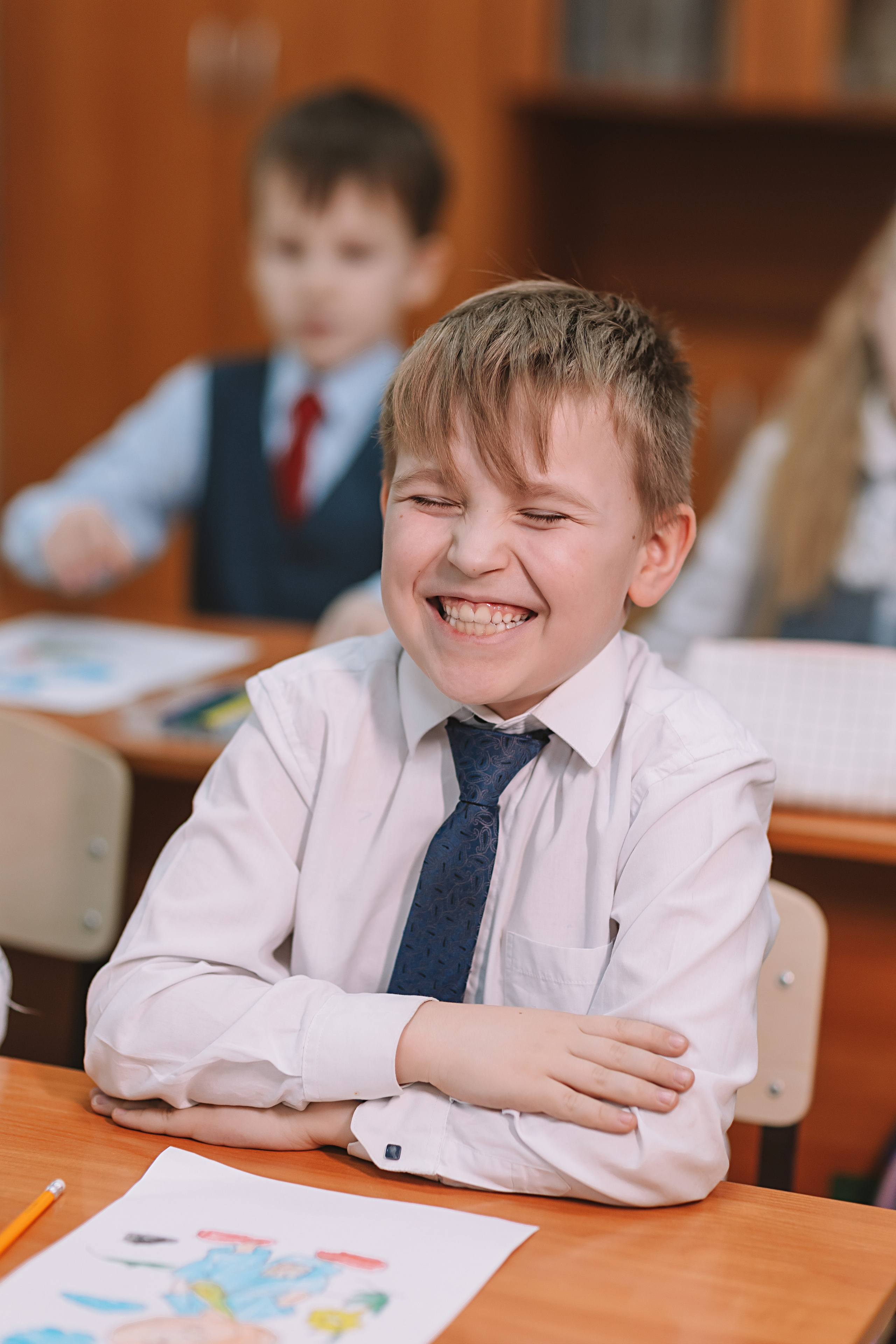 2 класс в школе. Семейный фотограф Тюмень, фотограф на роды Салмина Мария