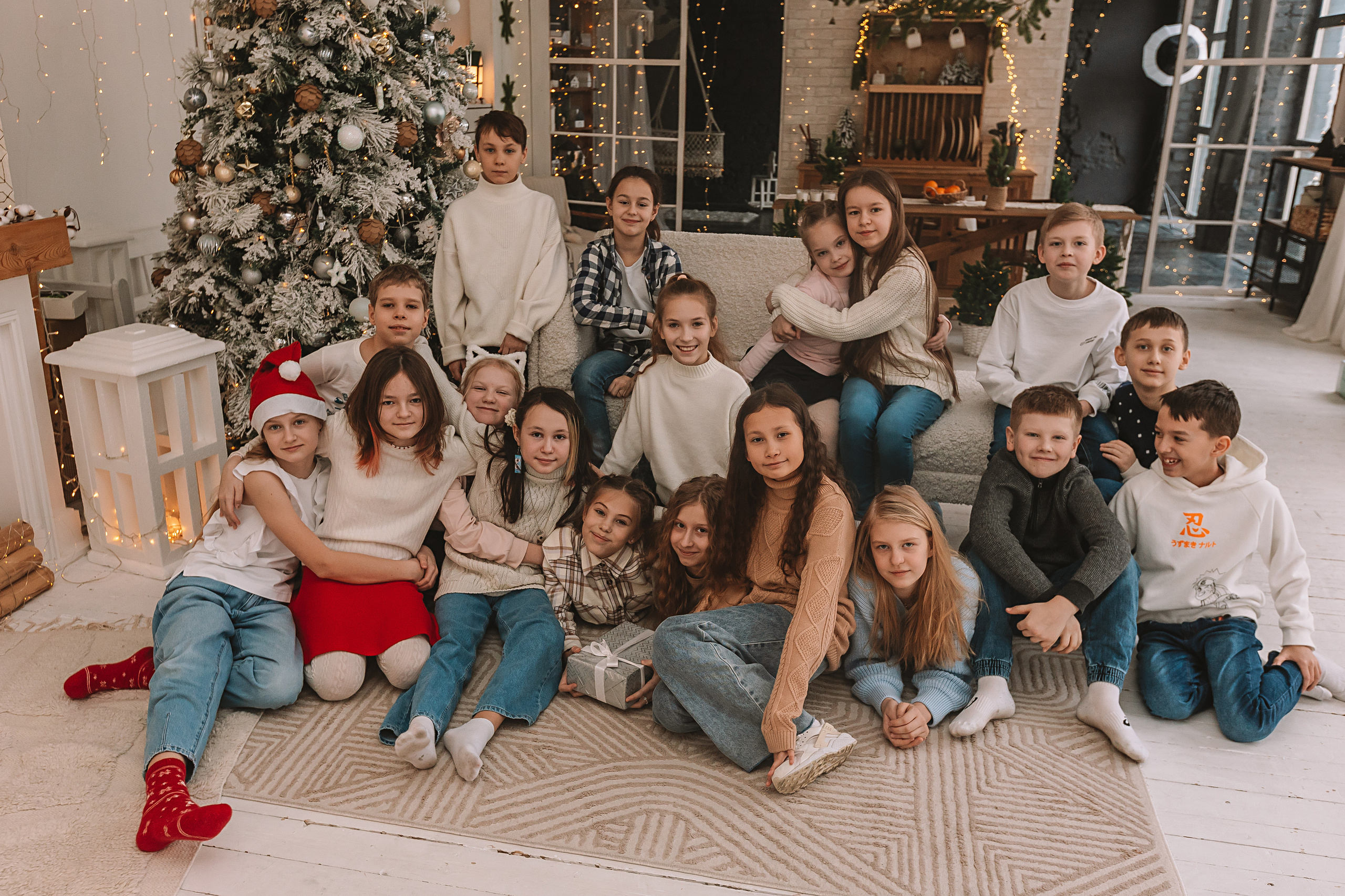 Новогодняя школьная в студии. Семейный фотограф Тюмень, фотограф на роды Салмина Мария