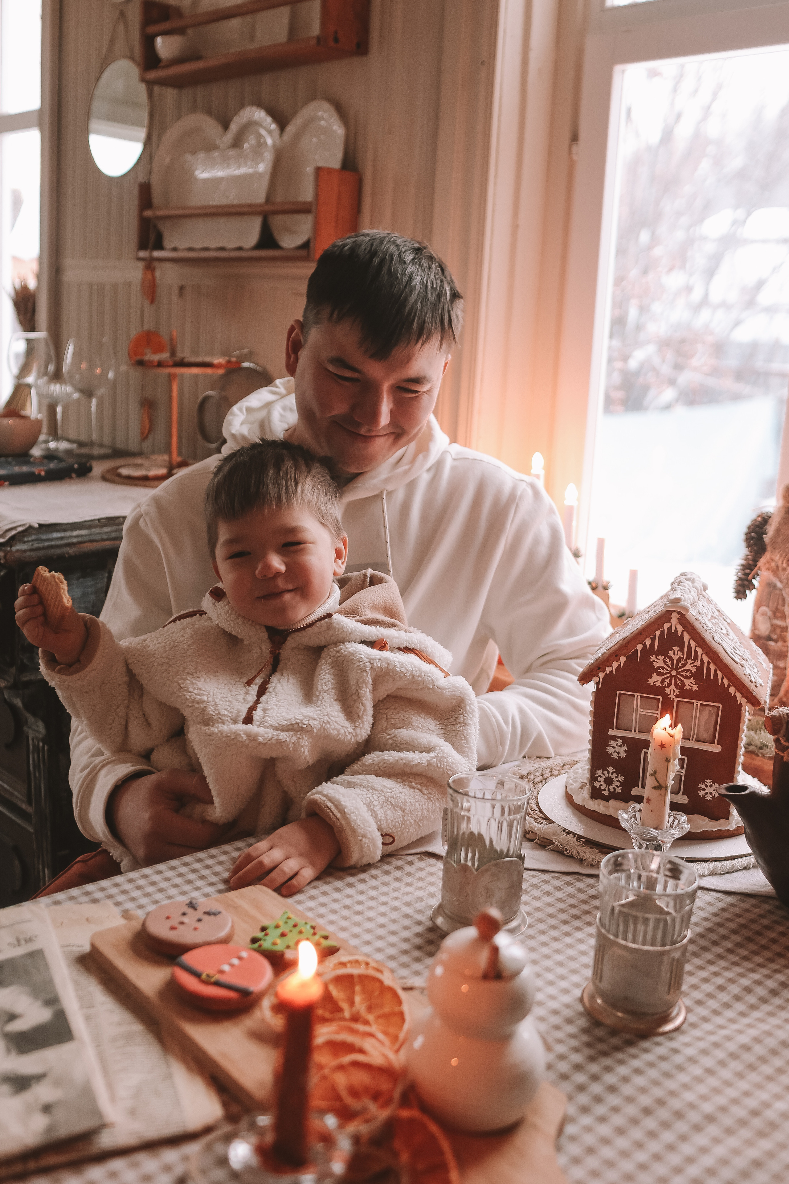 Локация Тишина (семья). Семейный фотограф Тюмень, фотограф на роды Салмина Мария
