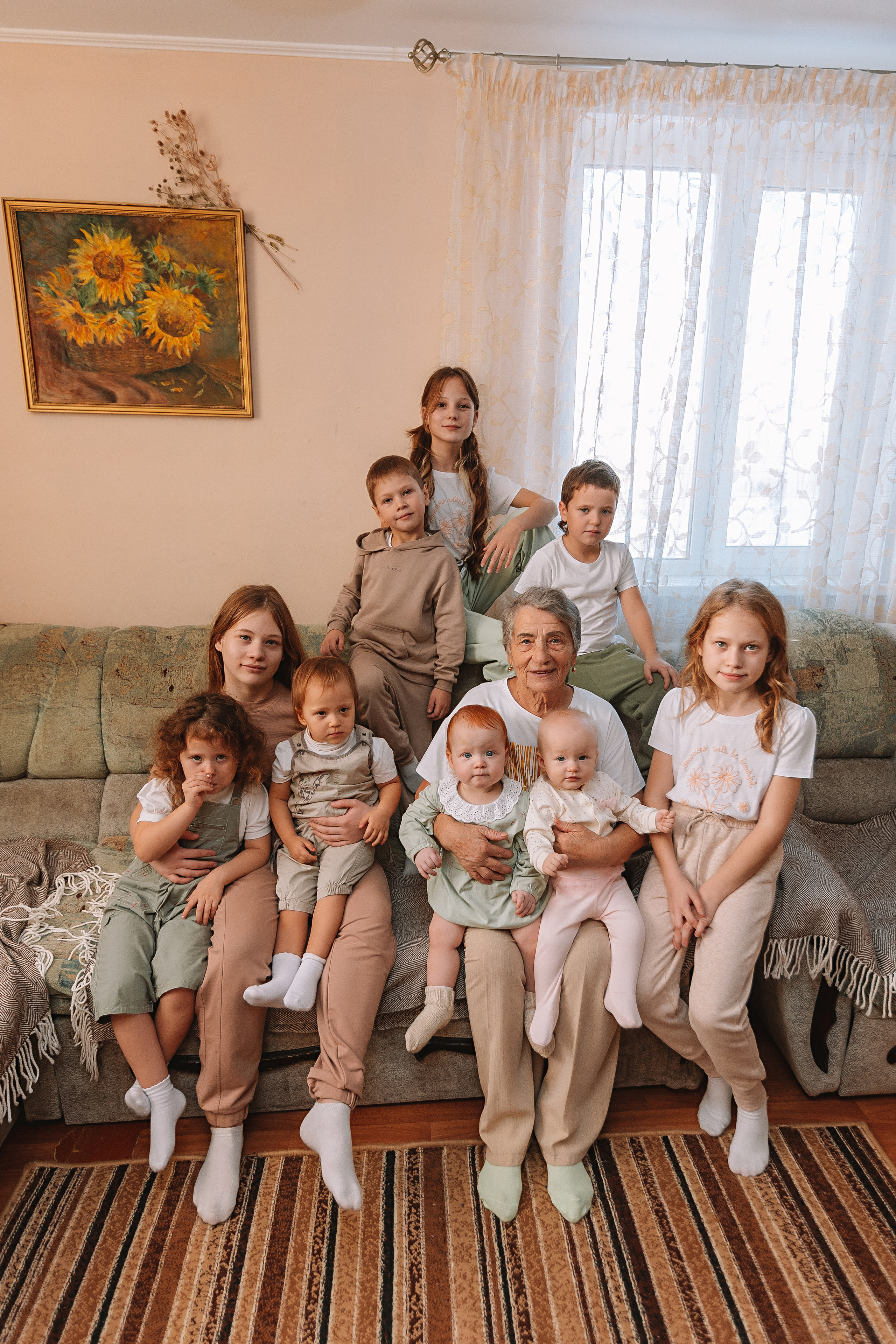 Большая семья (17 человек в частном доме, 2 часа). Семейный фотограф Тюмень, фотограф на роды Салмина Мария