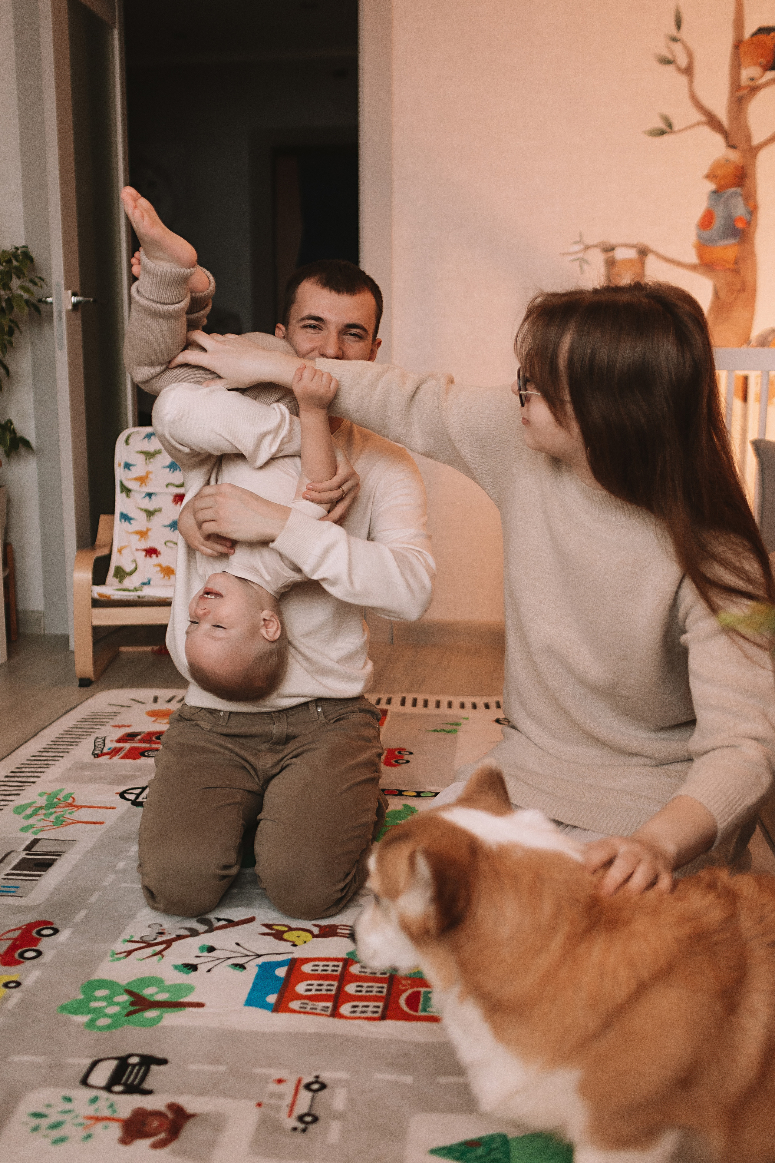 Очень активный Лев. Семейный фотограф Тюмень, фотограф на роды Салмина Мария