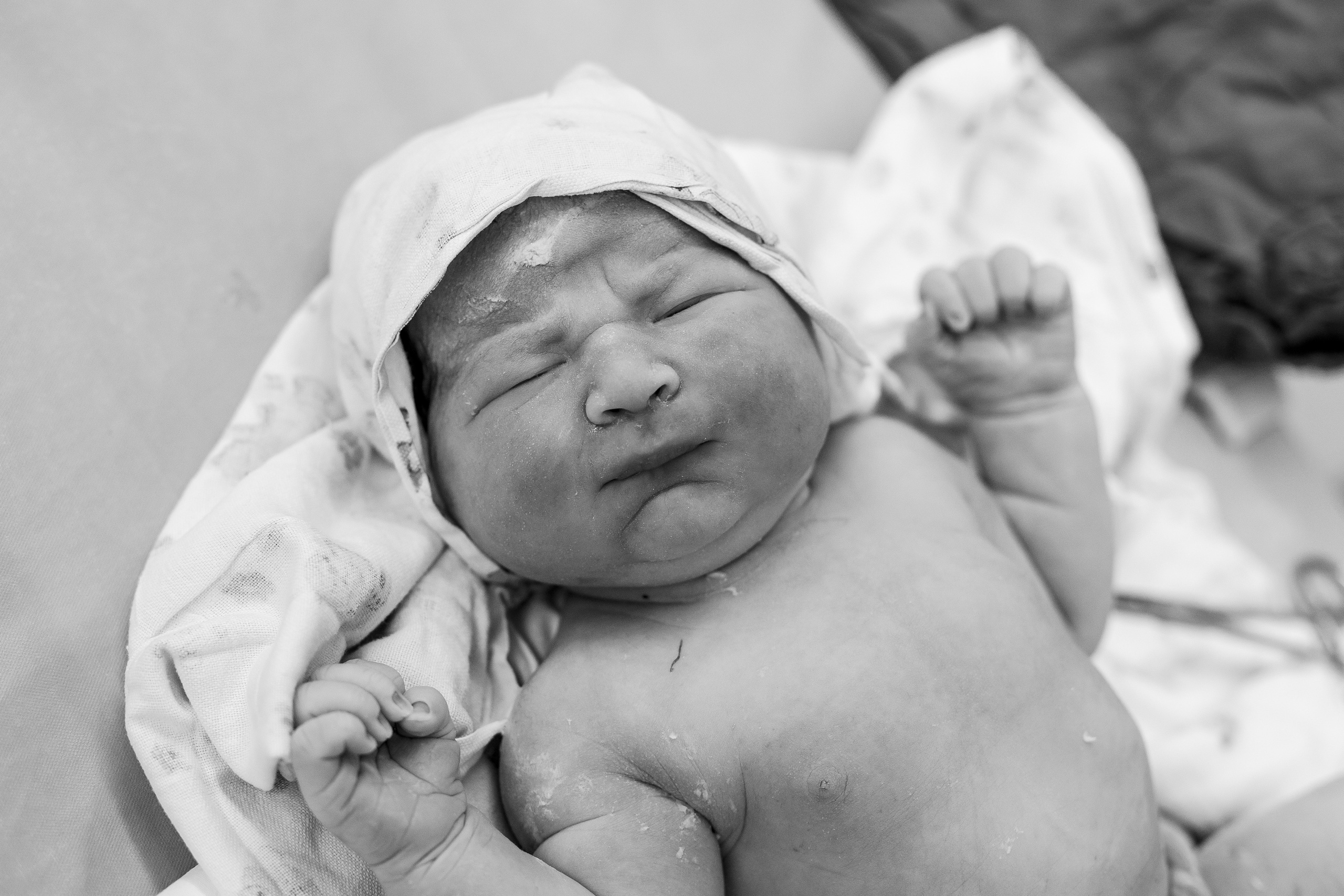 София. Семейный фотограф Тюмень, фотограф на роды Салмина Мария