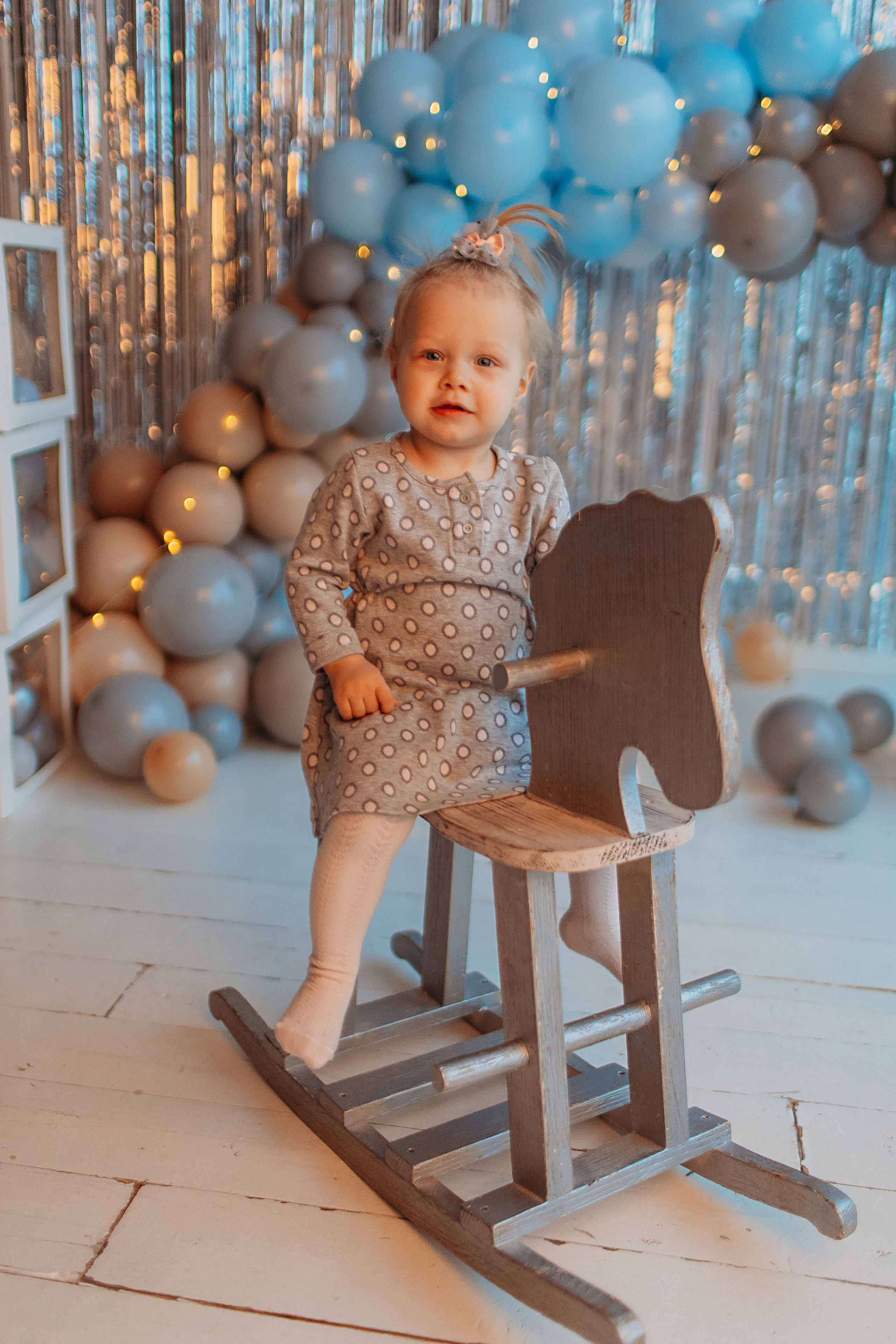 Годик в ВВ студио. Семейный фотограф Тюмень, фотограф на роды Салмина Мария