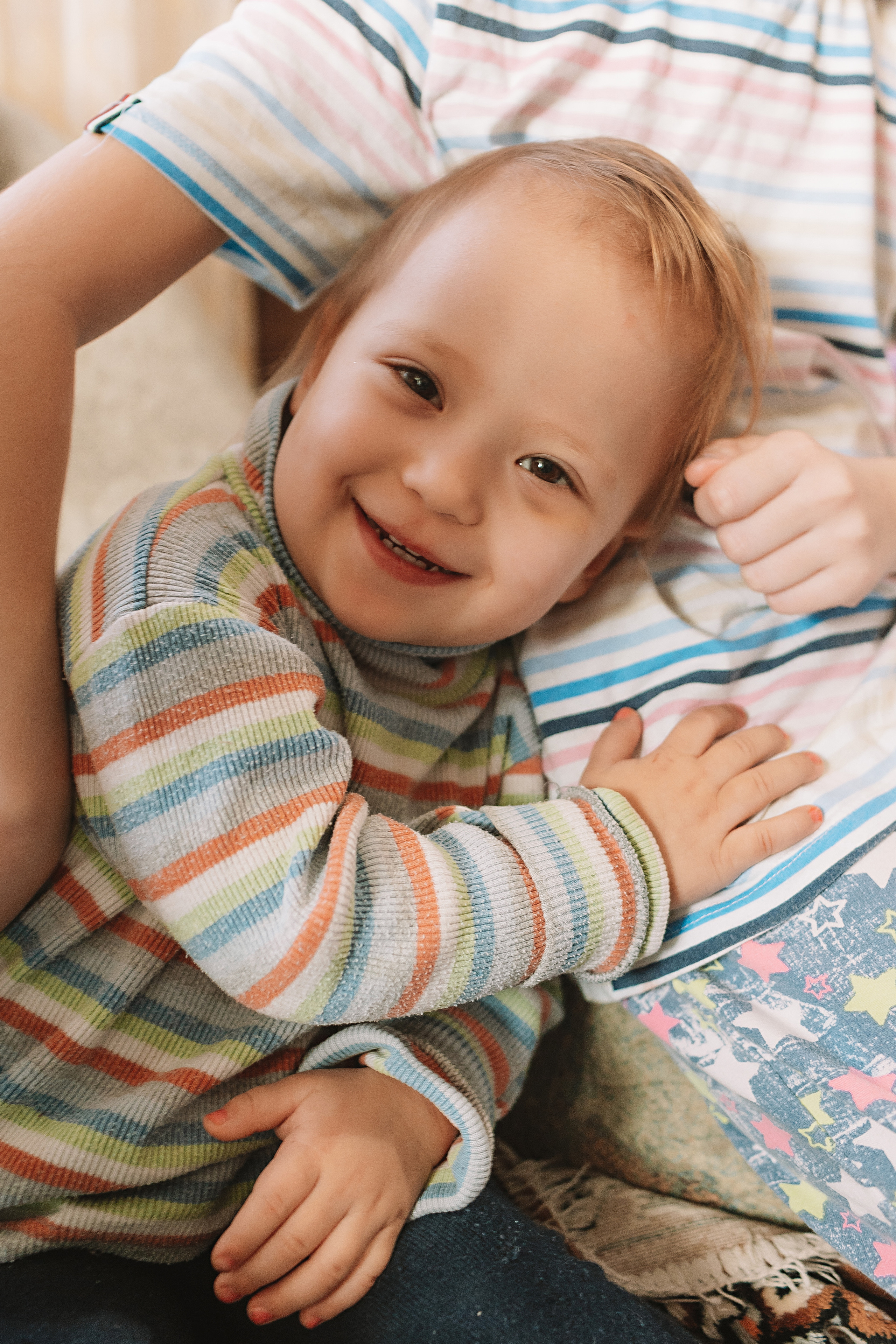 Большая семья (17 человек в частном доме, 2 часа). Семейный фотограф Тюмень, фотограф на роды Салмина Мария