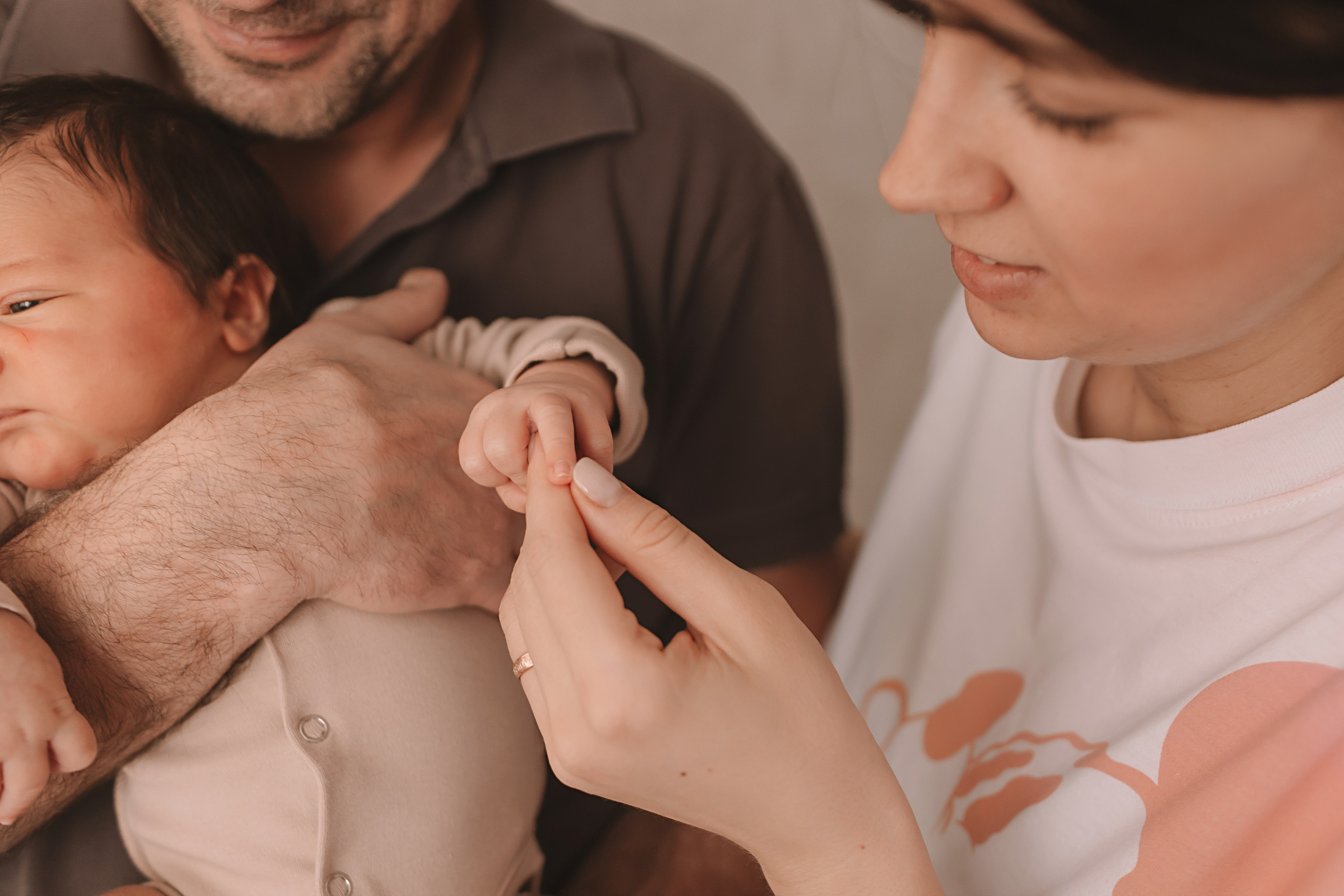 Максим. Семейный фотограф Тюмень, фотограф на роды Салмина Мария