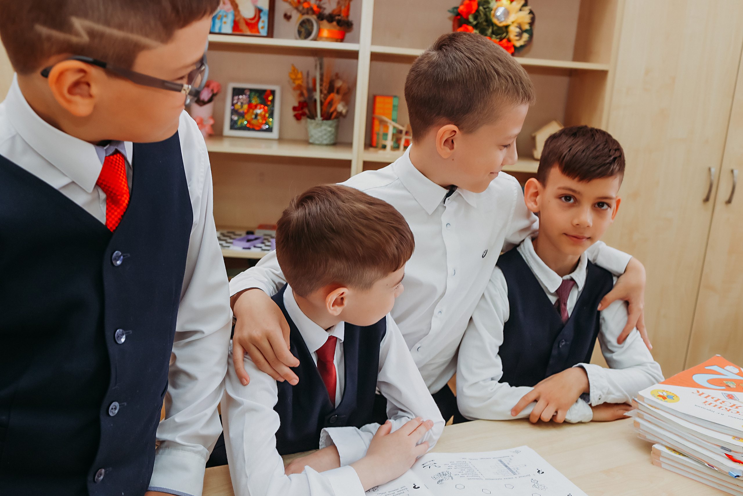 2 класс. Семейный фотограф Тюмень, фотограф на роды Салмина Мария