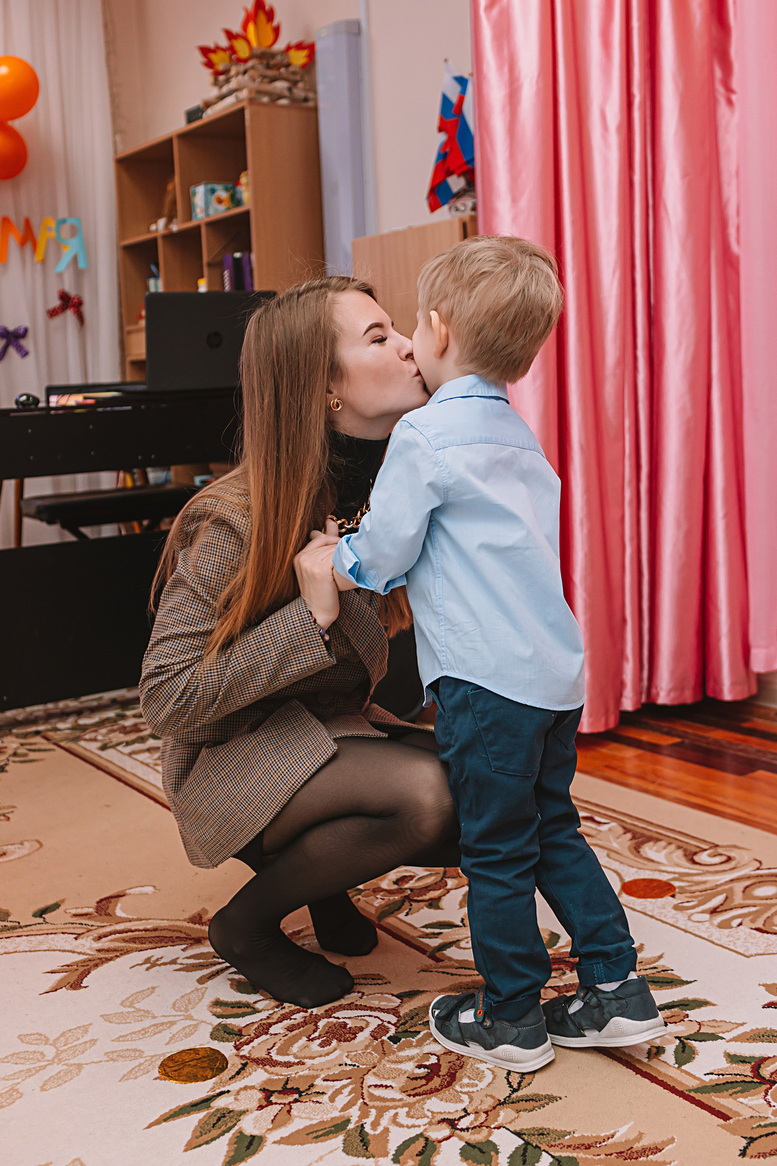 Утренник садик. Семейный фотограф Тюмень, фотограф на роды Салмина Мария