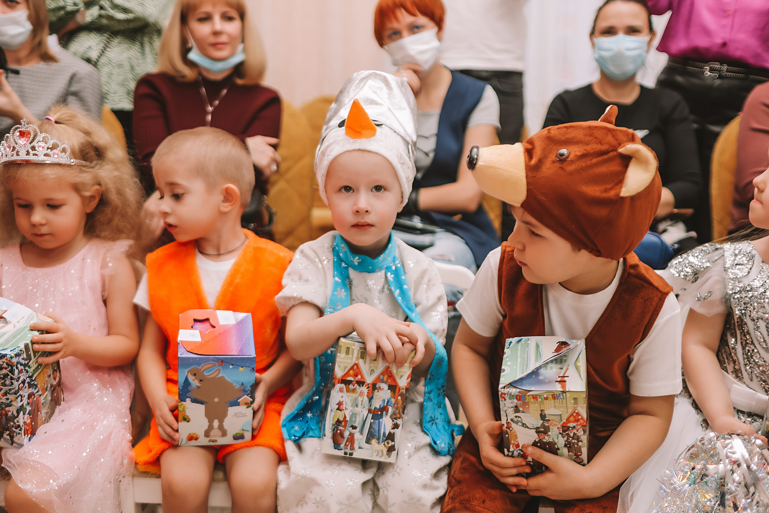 Репортаж новогоднего утренника. Семейный фотограф Тюмень, фотограф на роды Салмина Мария