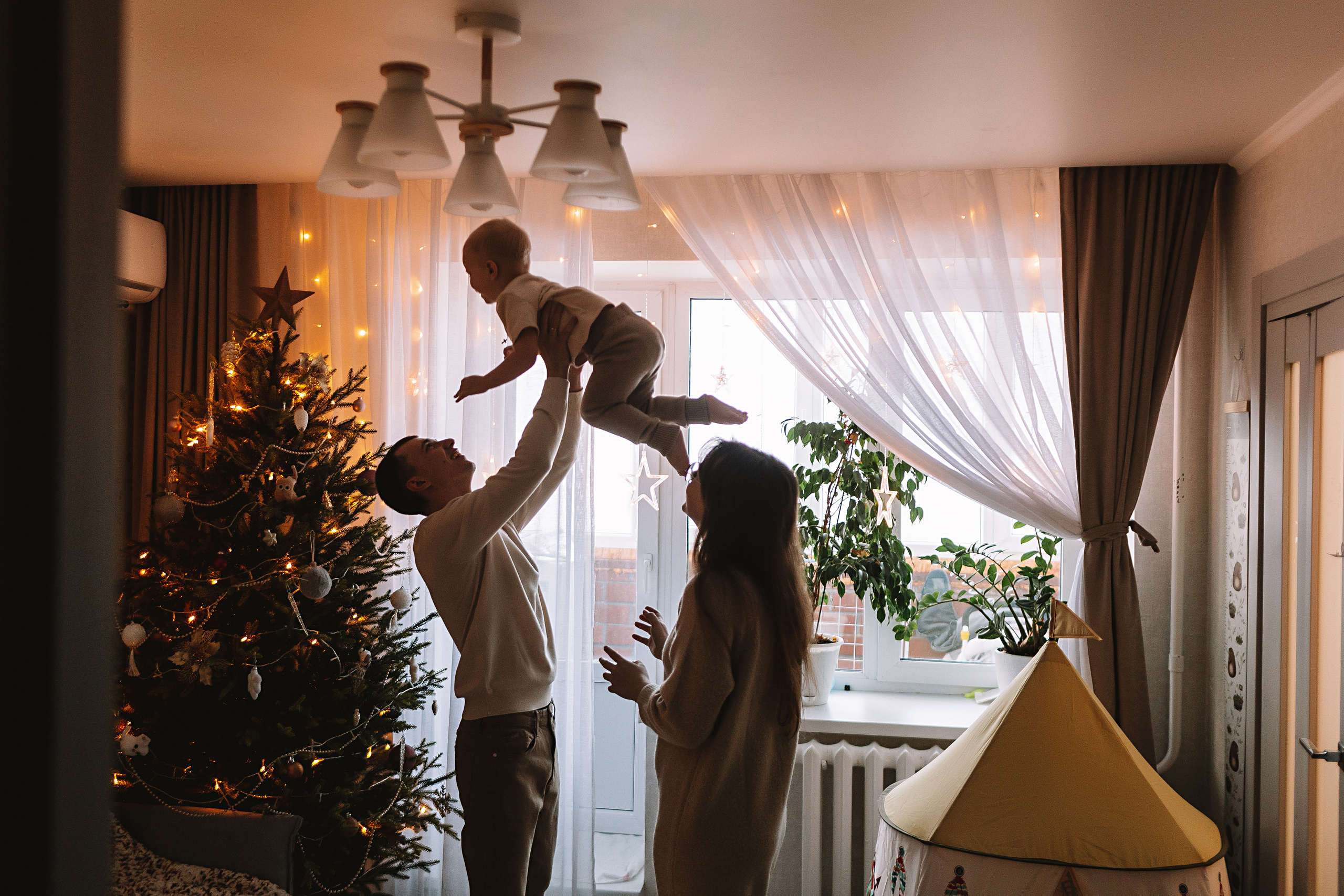 Очень активный Лев. Семейный фотограф Тюмень, фотограф на роды Салмина Мария