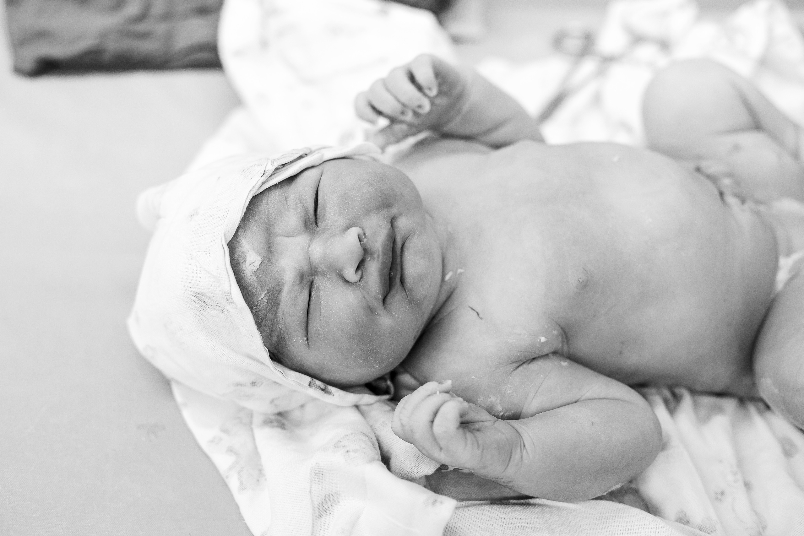 София. Семейный фотограф Тюмень, фотограф на роды Салмина Мария