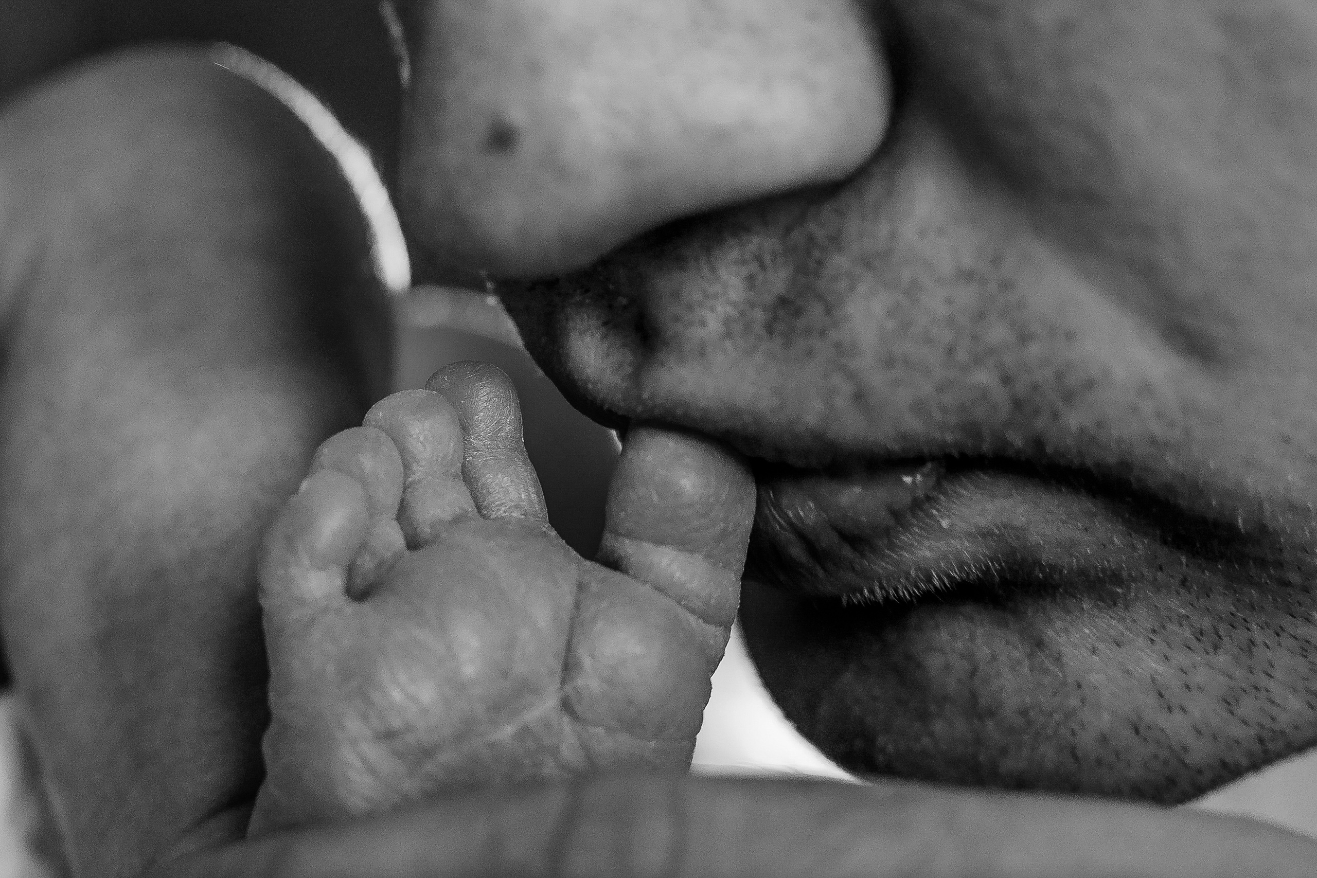 В палате сборный. Семейный фотограф Тюмень, фотограф на роды Салмина Мария