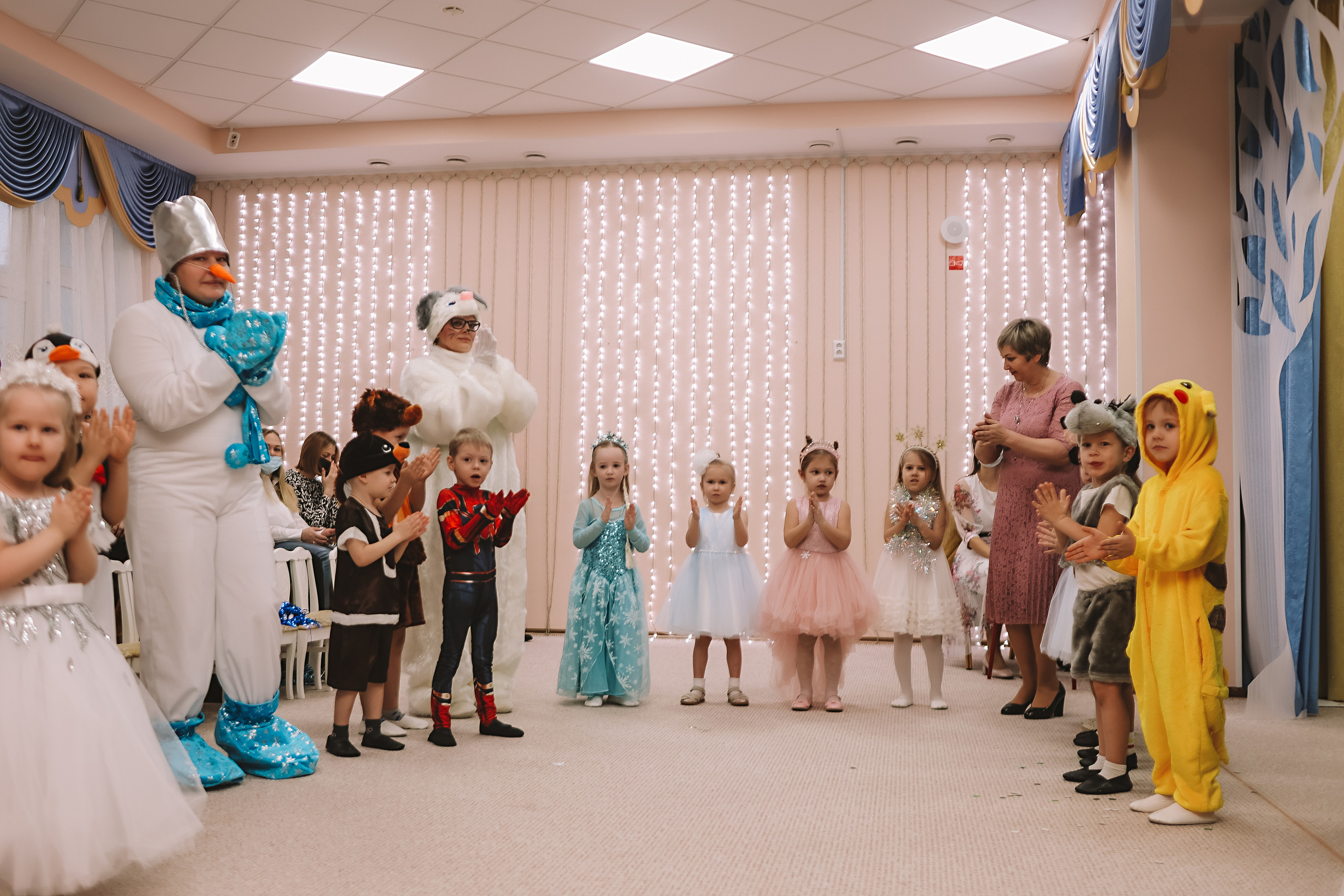 Репортаж новогоднего утренника. Семейный фотограф Тюмень, фотограф на роды Салмина Мария