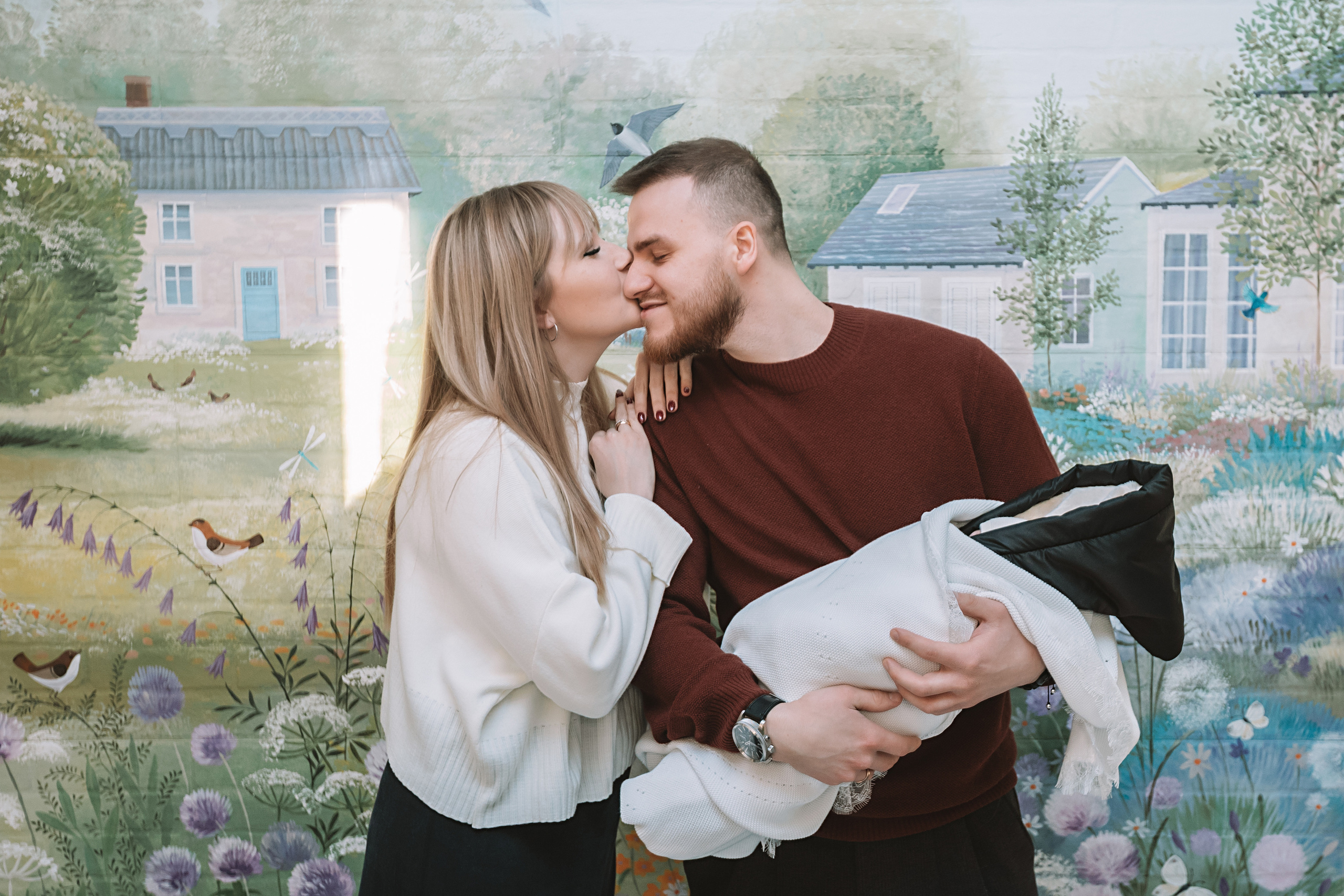 Выписка Мать и Дитя. Семейный фотограф Тюмень, фотограф на роды Салмина Мария