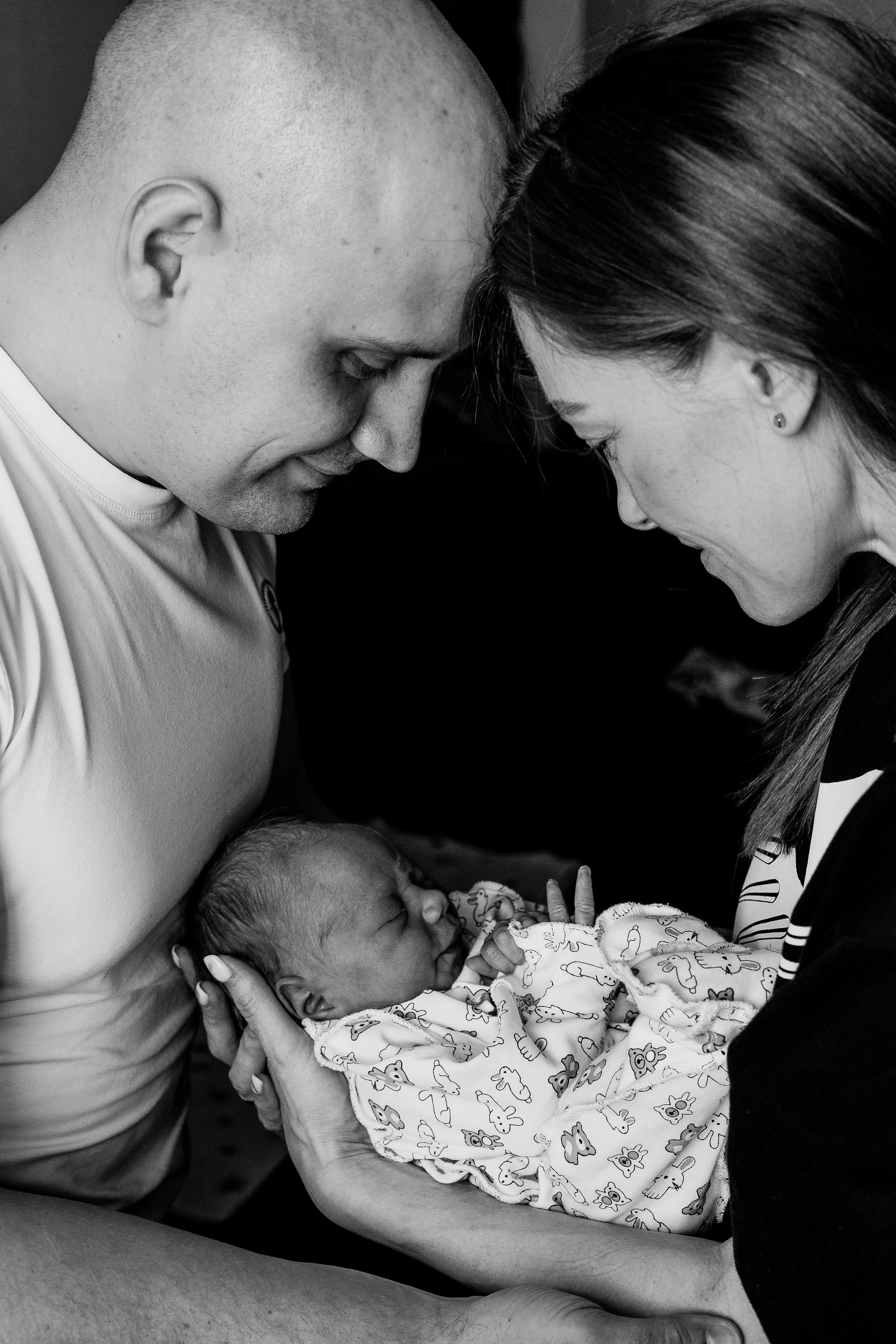 В палате сборный. Семейный фотограф Тюмень, фотограф на роды Салмина Мария