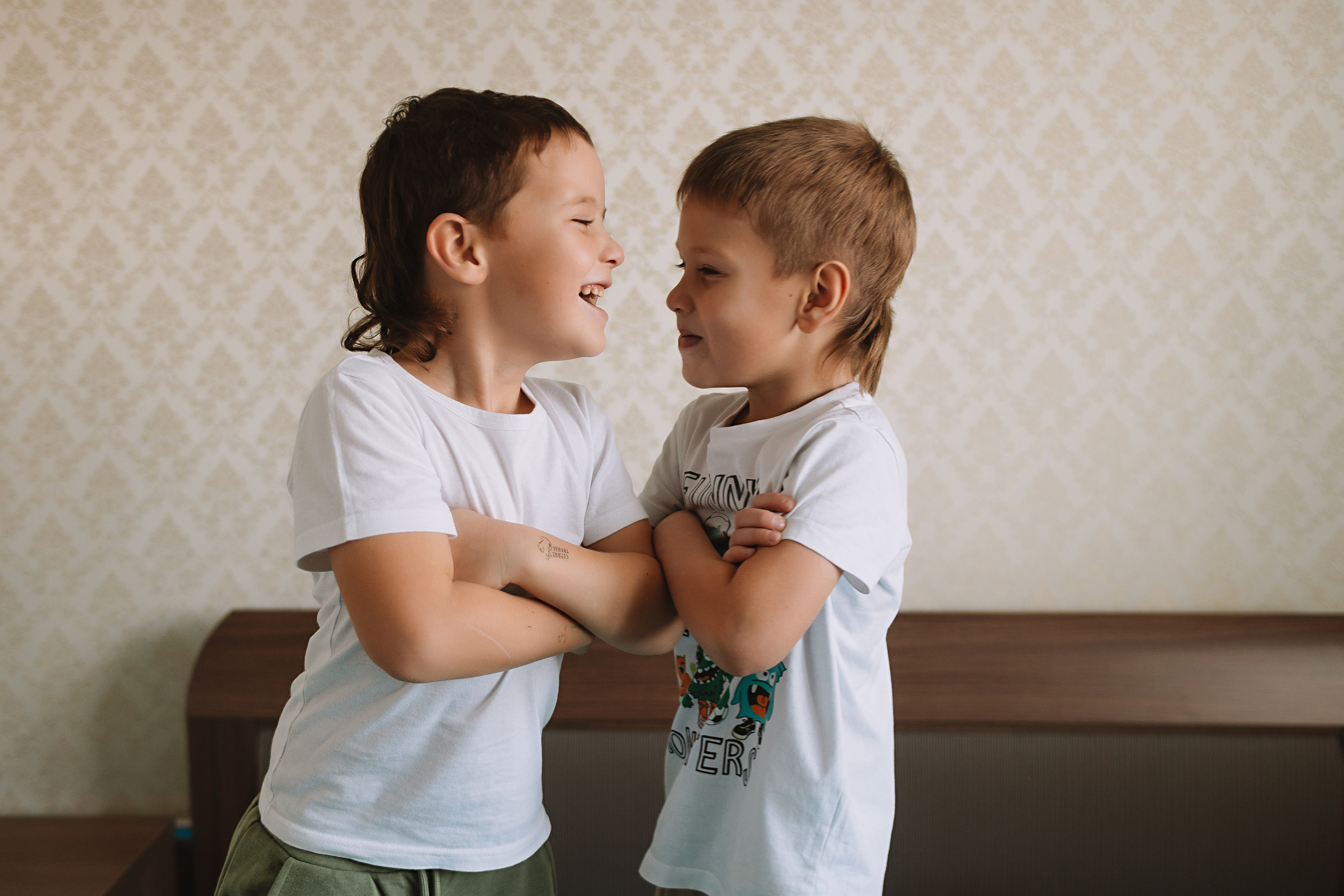 Большая семья (17 человек в частном доме, 2 часа). Семейный фотограф Тюмень, фотограф на роды Салмина Мария