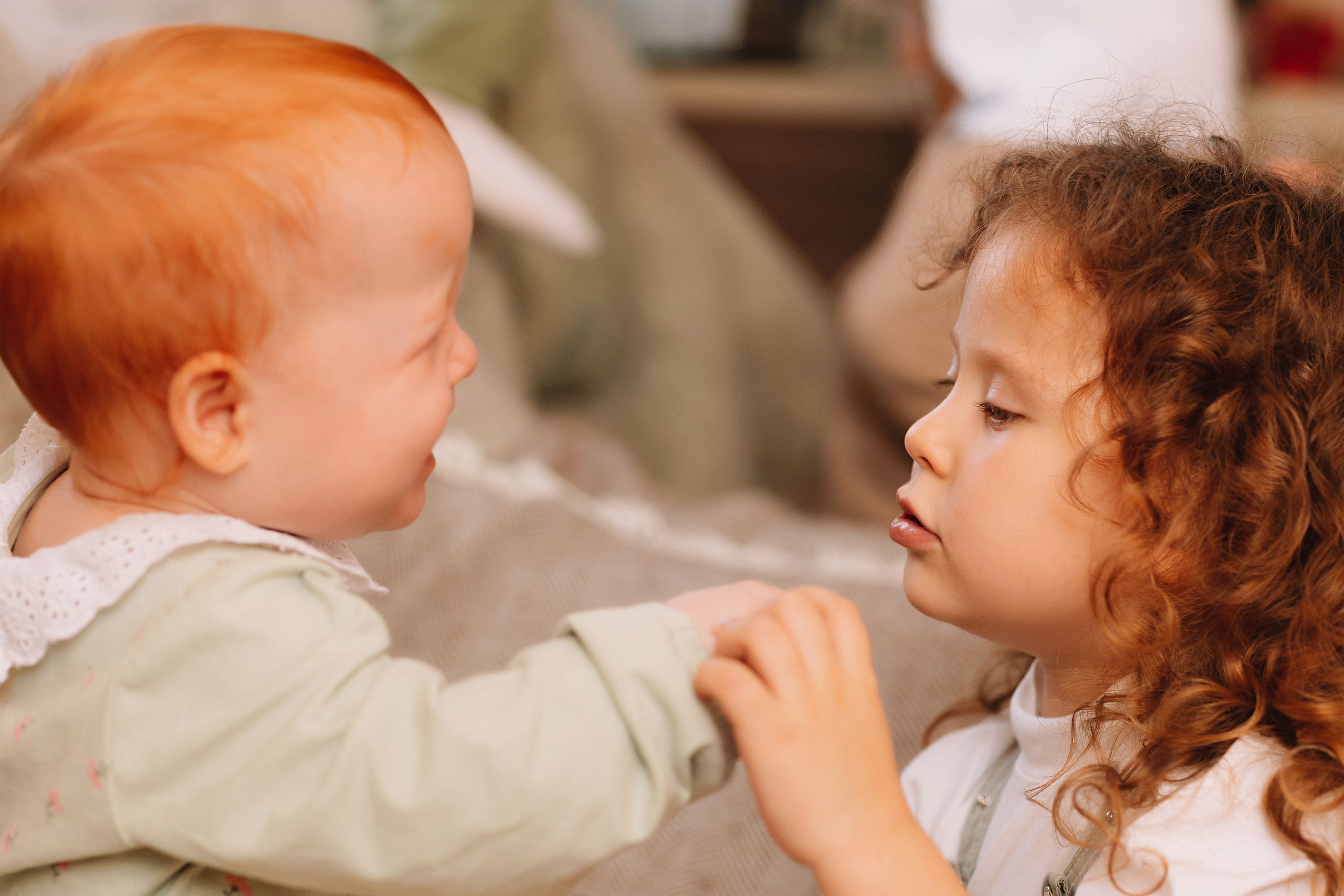 Большая семья (17 человек в частном доме, 2 часа). Семейный фотограф Тюмень, фотограф на роды Салмина Мария