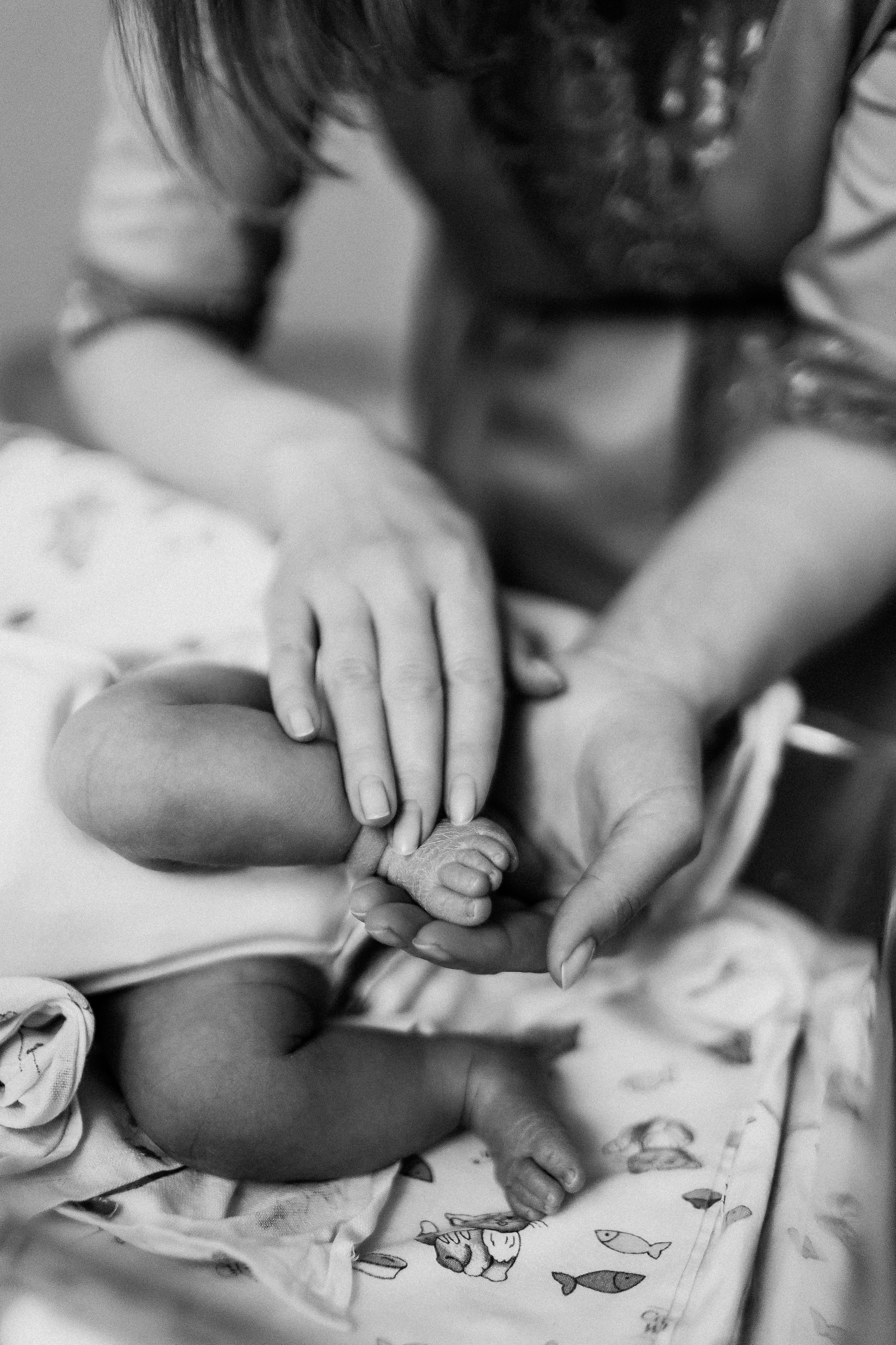 В палате сборный. Семейный фотограф Тюмень, фотограф на роды Салмина Мария