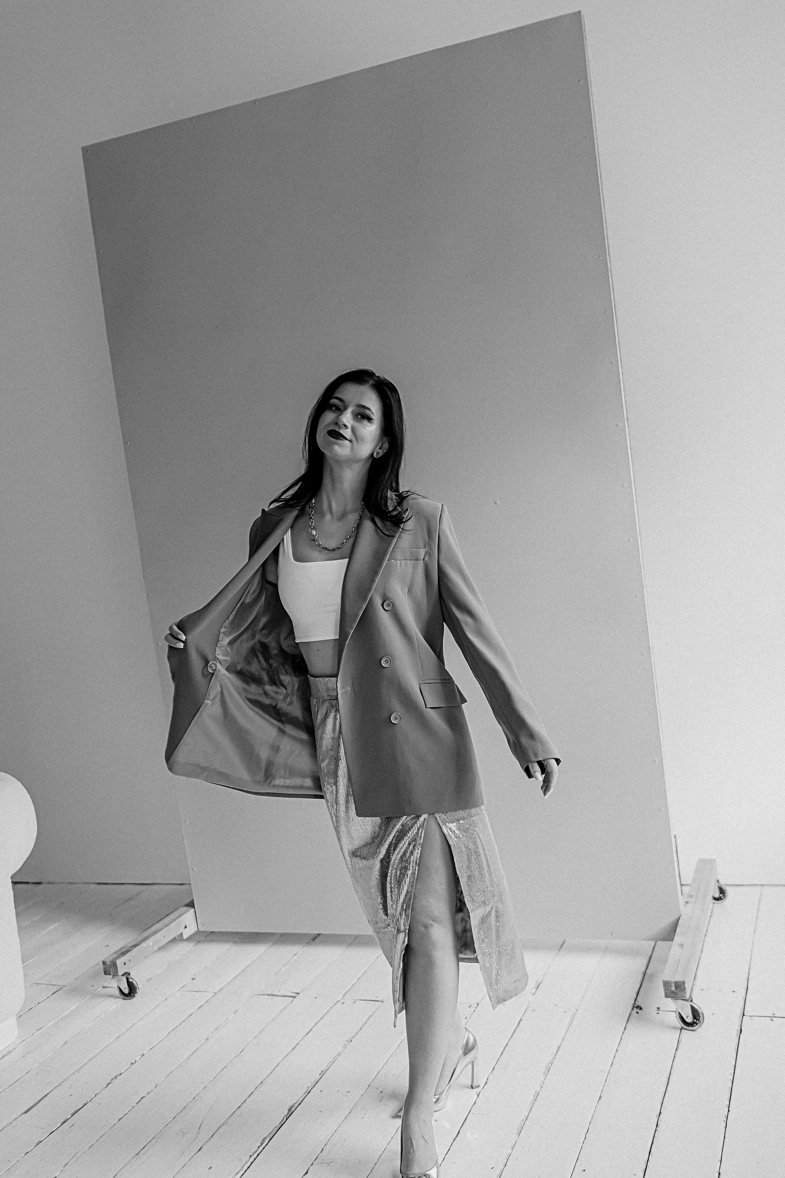 Руководитель студий красоты, студия Белая. Семейный фотограф Тюмень, фотограф на роды Салмина Мария