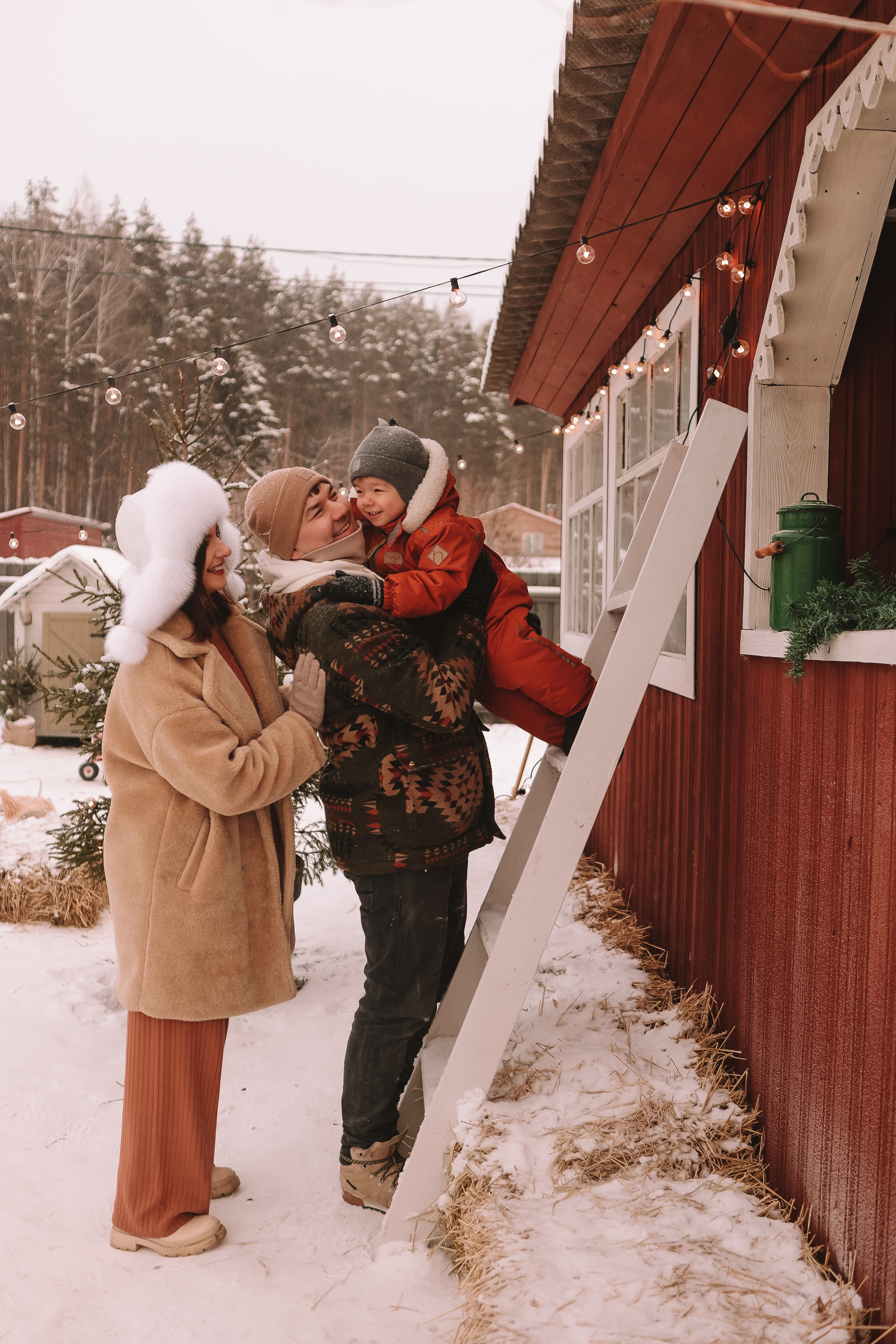 Локация Тишина (семья). Семейный фотограф Тюмень, фотограф на роды Салмина Мария