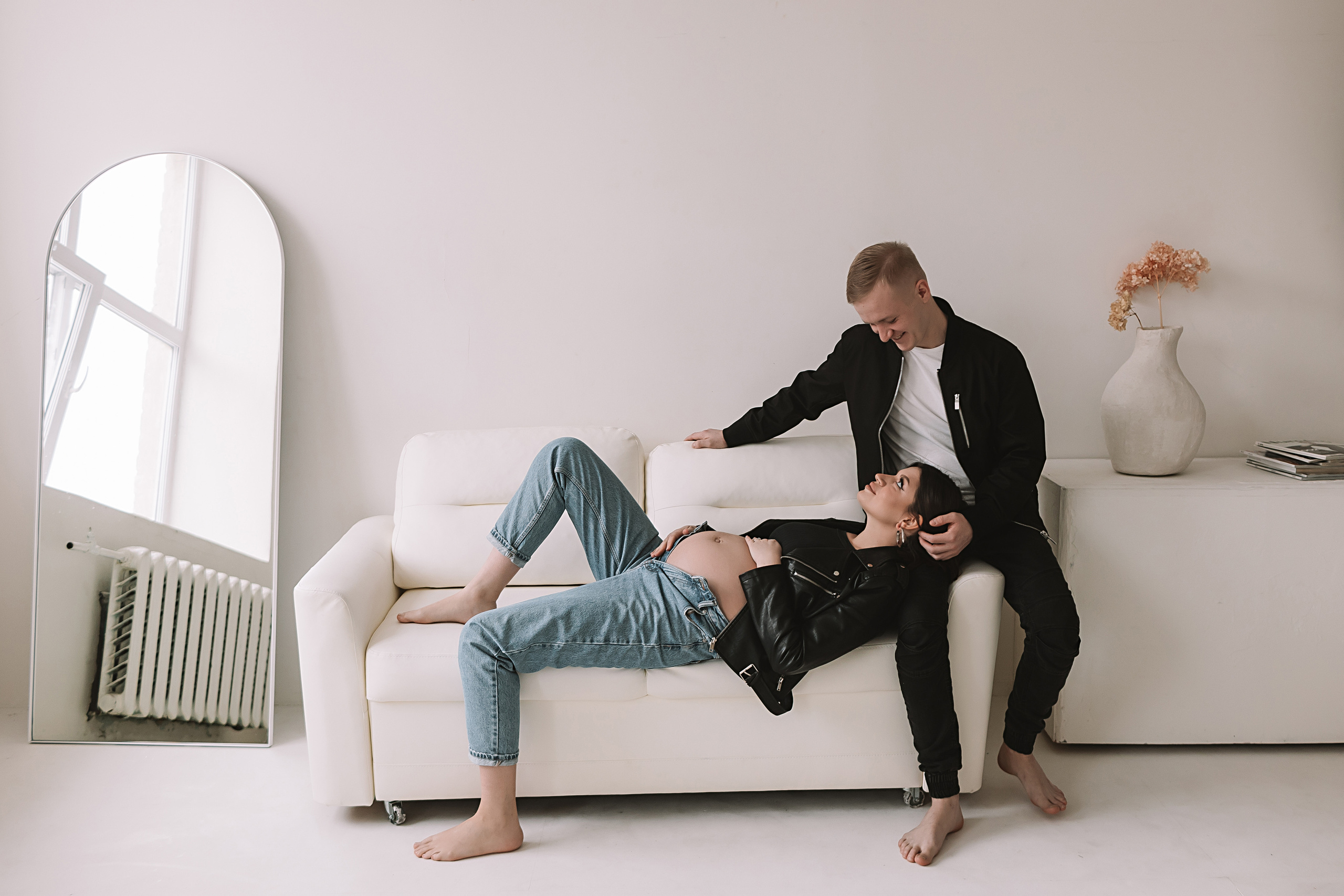 Студия 216 (зал 215). Семейный фотограф Тюмень, фотограф на роды Салмина Мария