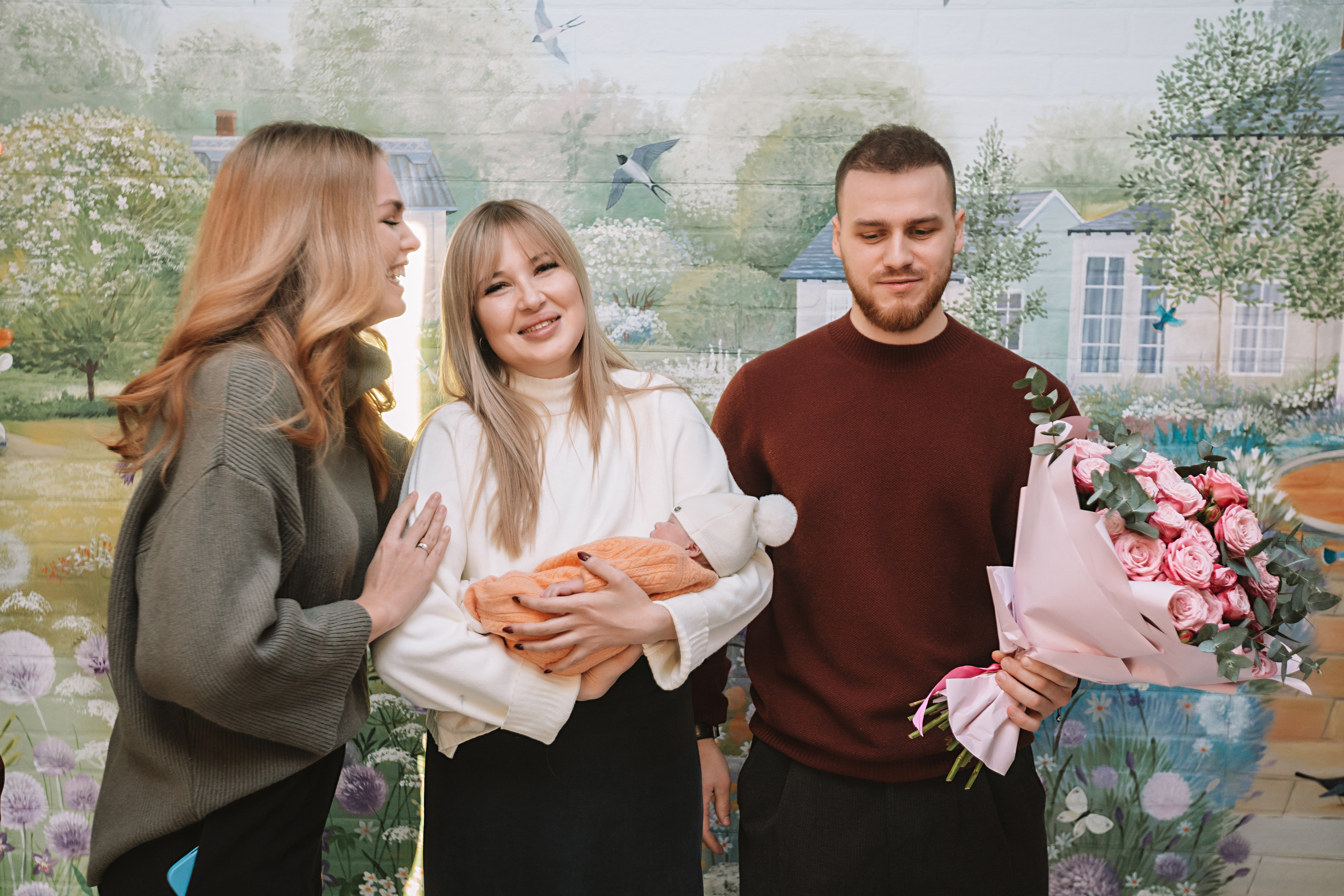 Выписка Мать и Дитя. Семейный фотограф Тюмень, фотограф на роды Салмина Мария