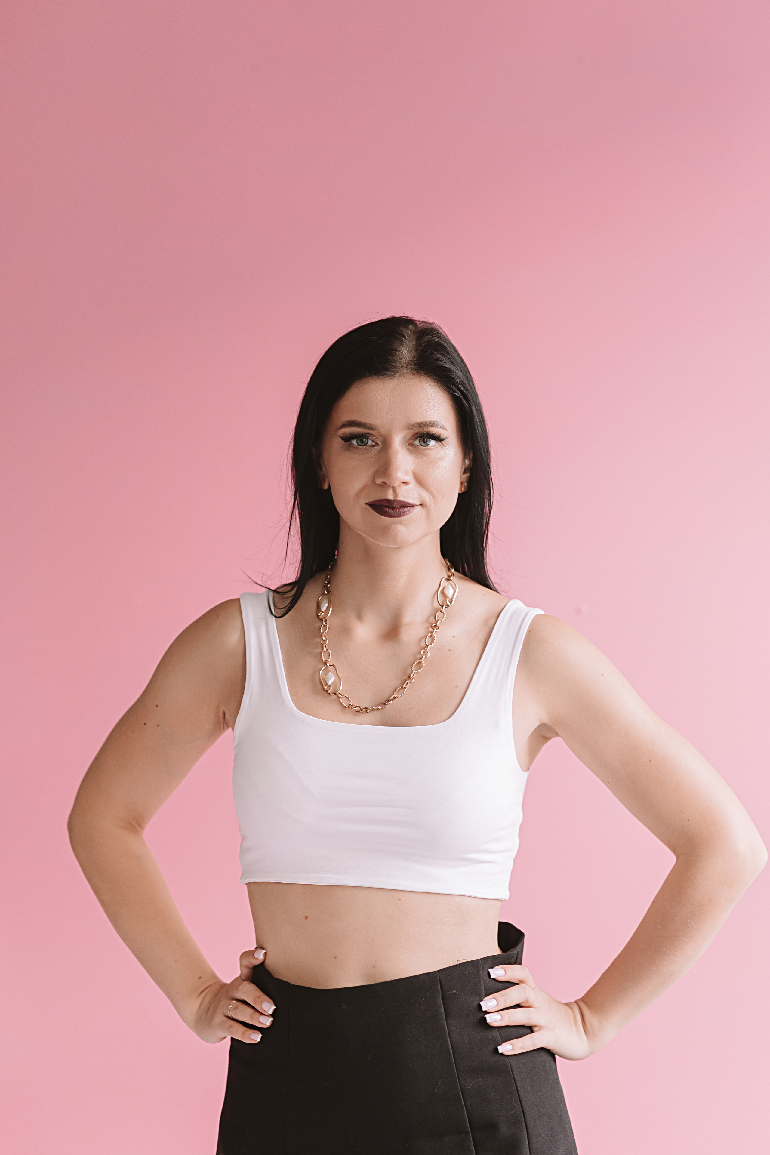 Руководитель студий красоты, студия Белая. Семейный фотограф Тюмень, фотограф на роды Салмина Мария