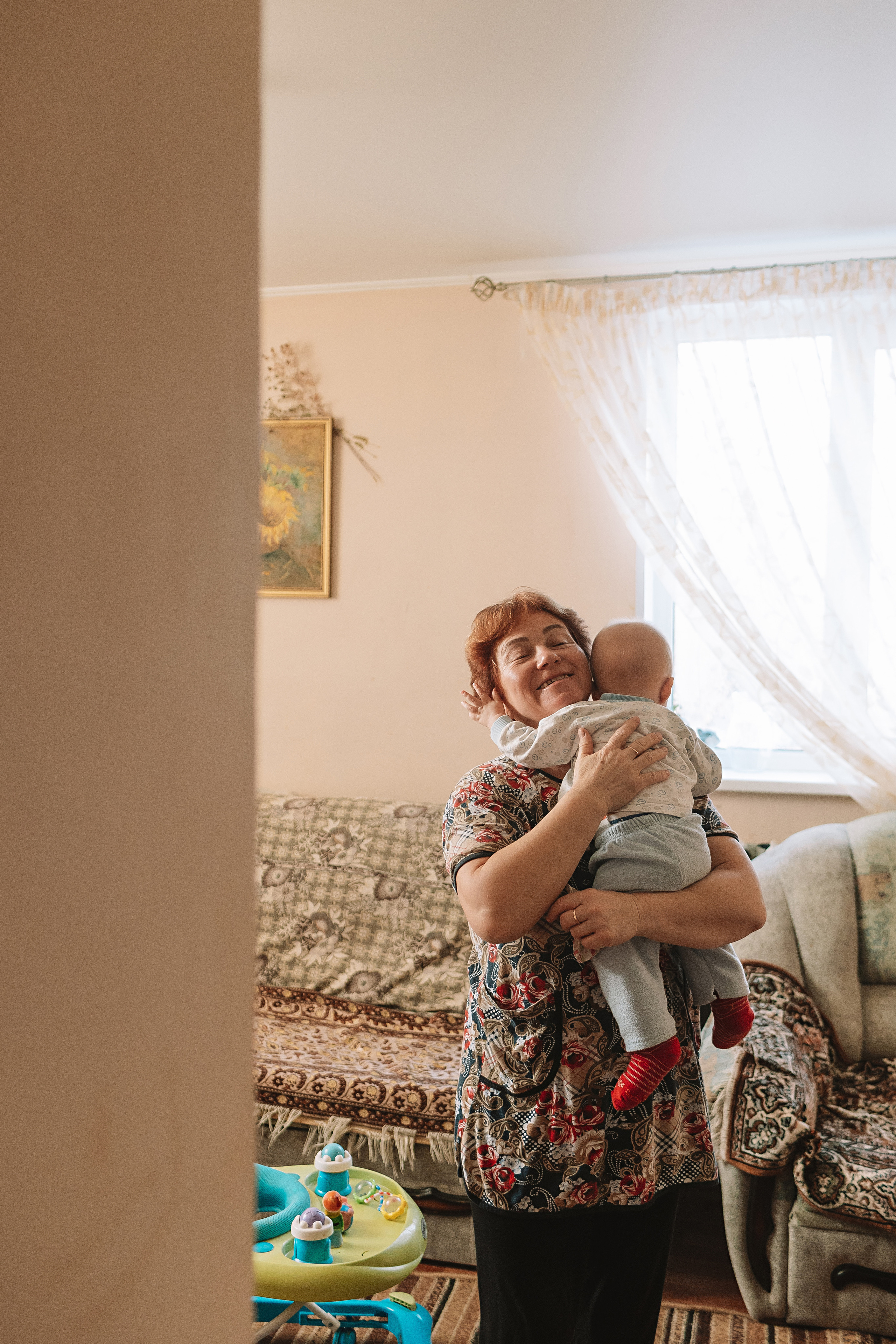 Большая семья (17 человек в частном доме, 2 часа). Семейный фотограф Тюмень, фотограф на роды Салмина Мария