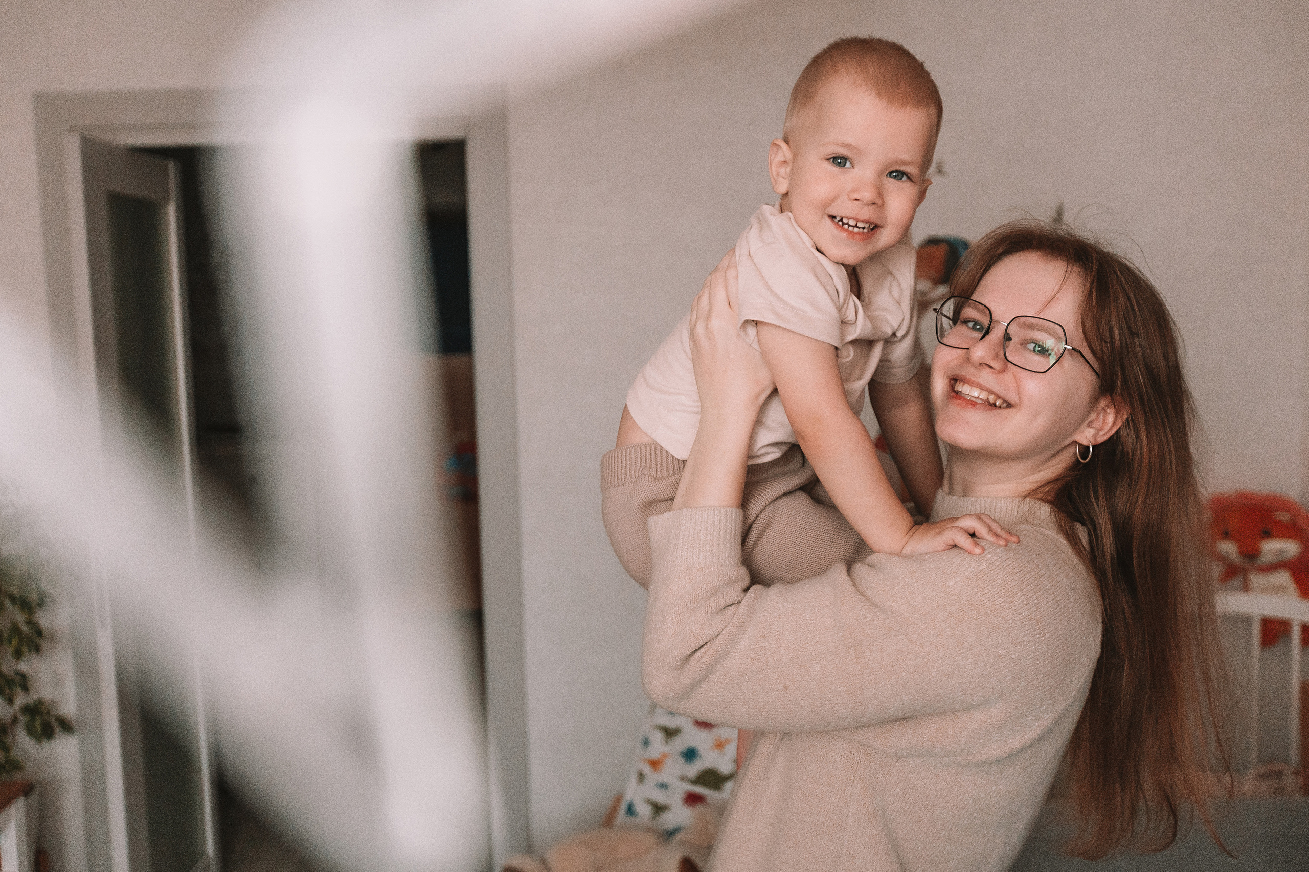 Очень активный Лев. Семейный фотограф Тюмень, фотограф на роды Салмина Мария