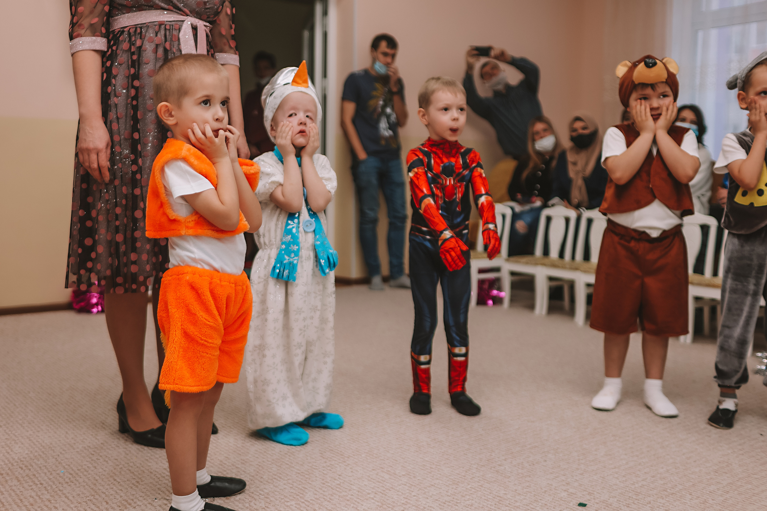 Репортаж новогоднего утренника. Семейный фотограф Тюмень, фотограф на роды Салмина Мария