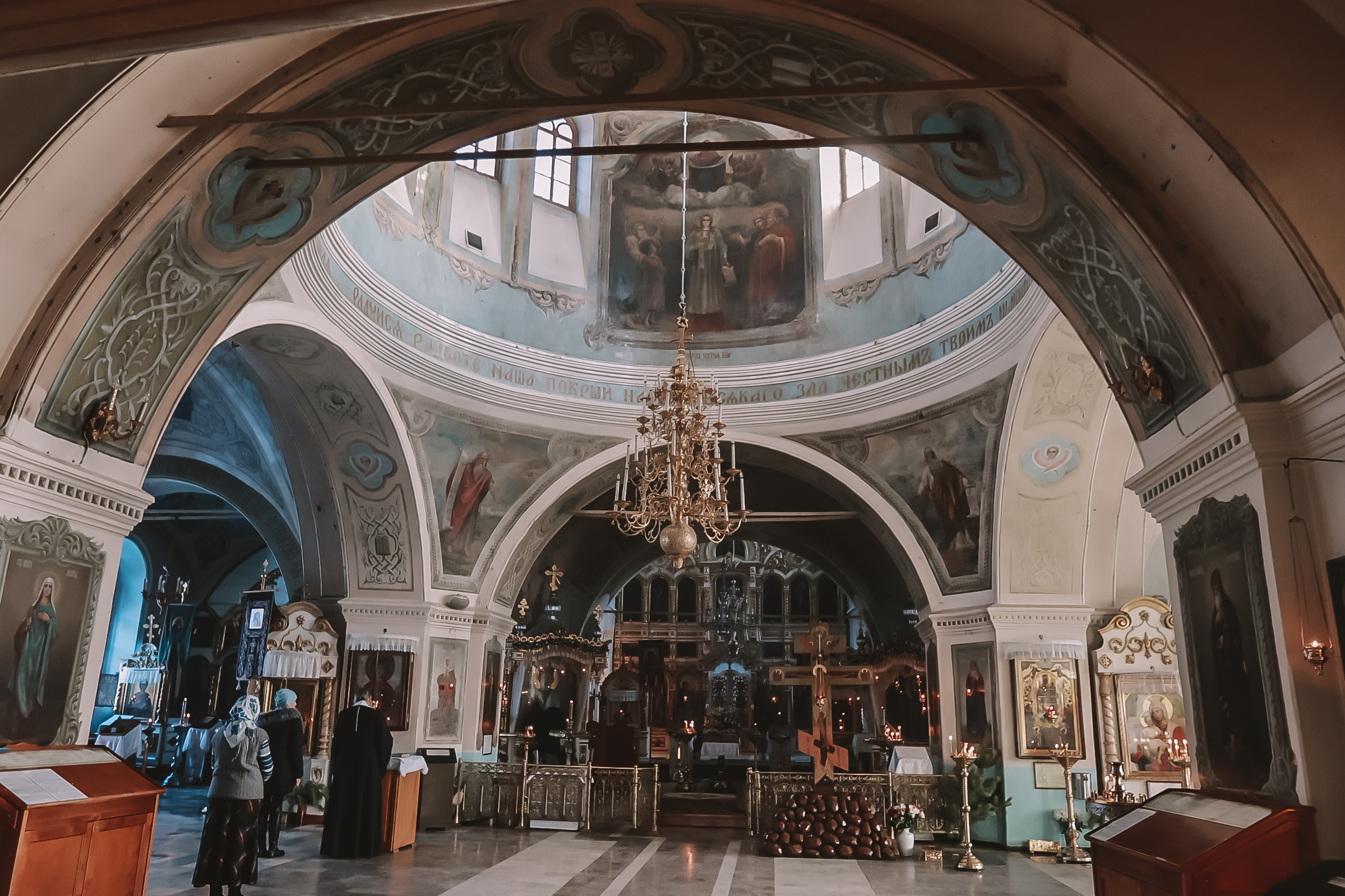 Крещение семакова. Семейный фотограф Тюмень, фотограф на роды Салмина Мария