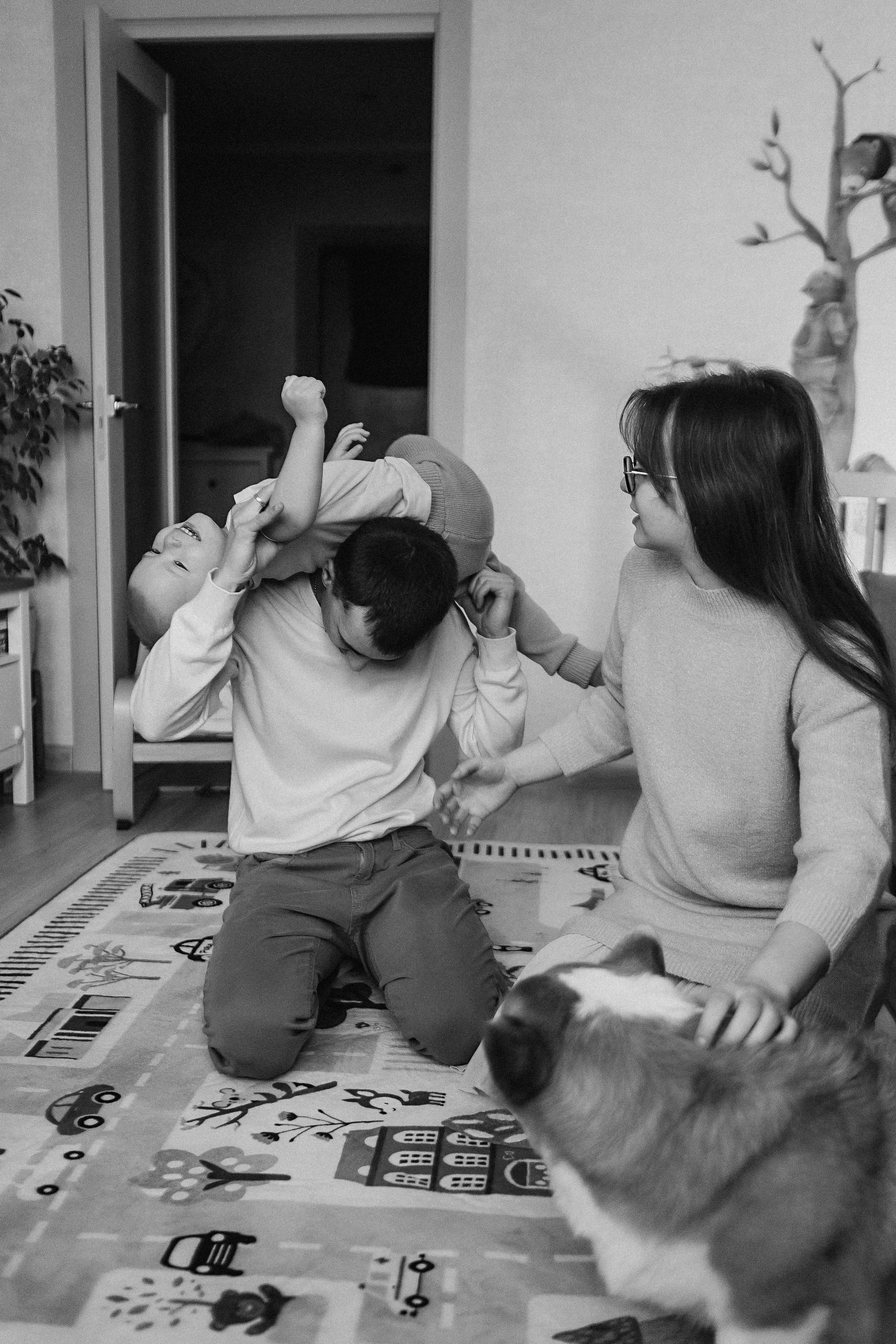 Очень активный Лев. Семейный фотограф Тюмень, фотограф на роды Салмина Мария