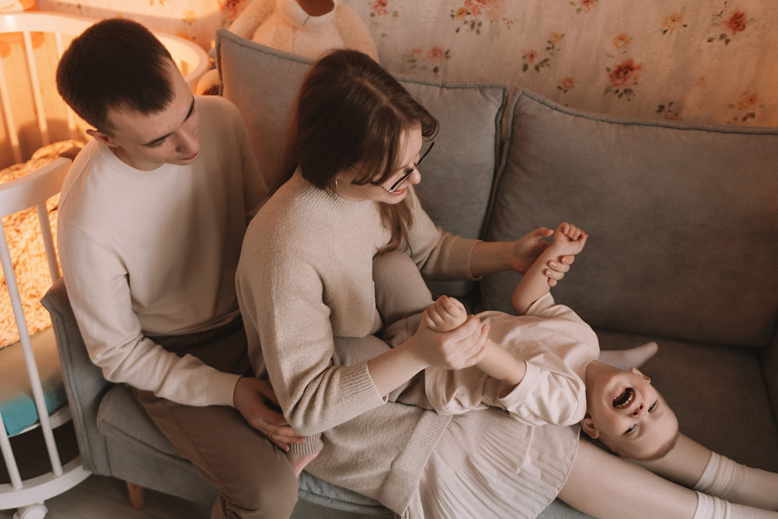 Очень активный Лев. Семейный фотограф Тюмень, фотограф на роды Салмина Мария