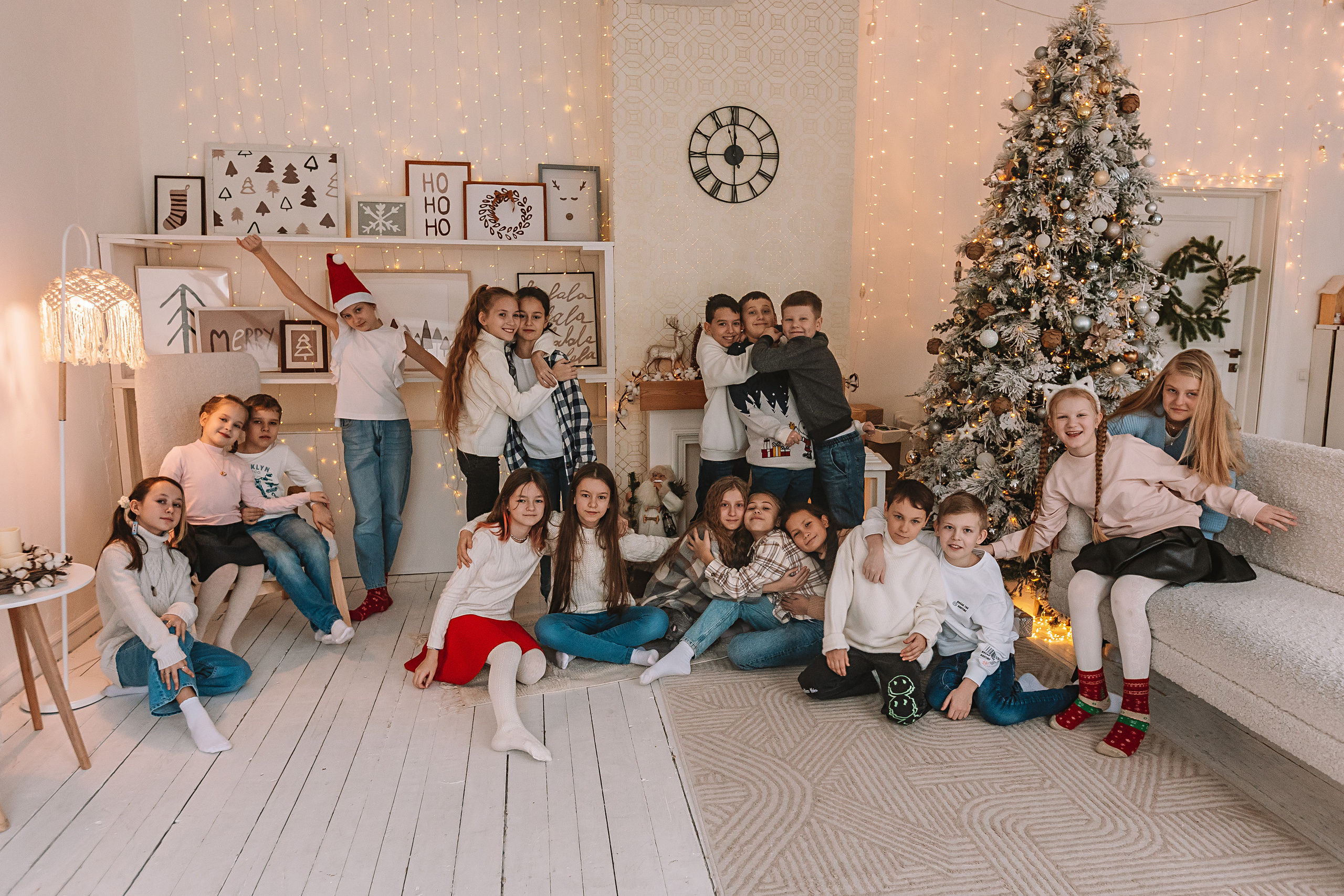 Новогодняя школьная в студии. Семейный фотограф Тюмень, фотограф на роды Салмина Мария