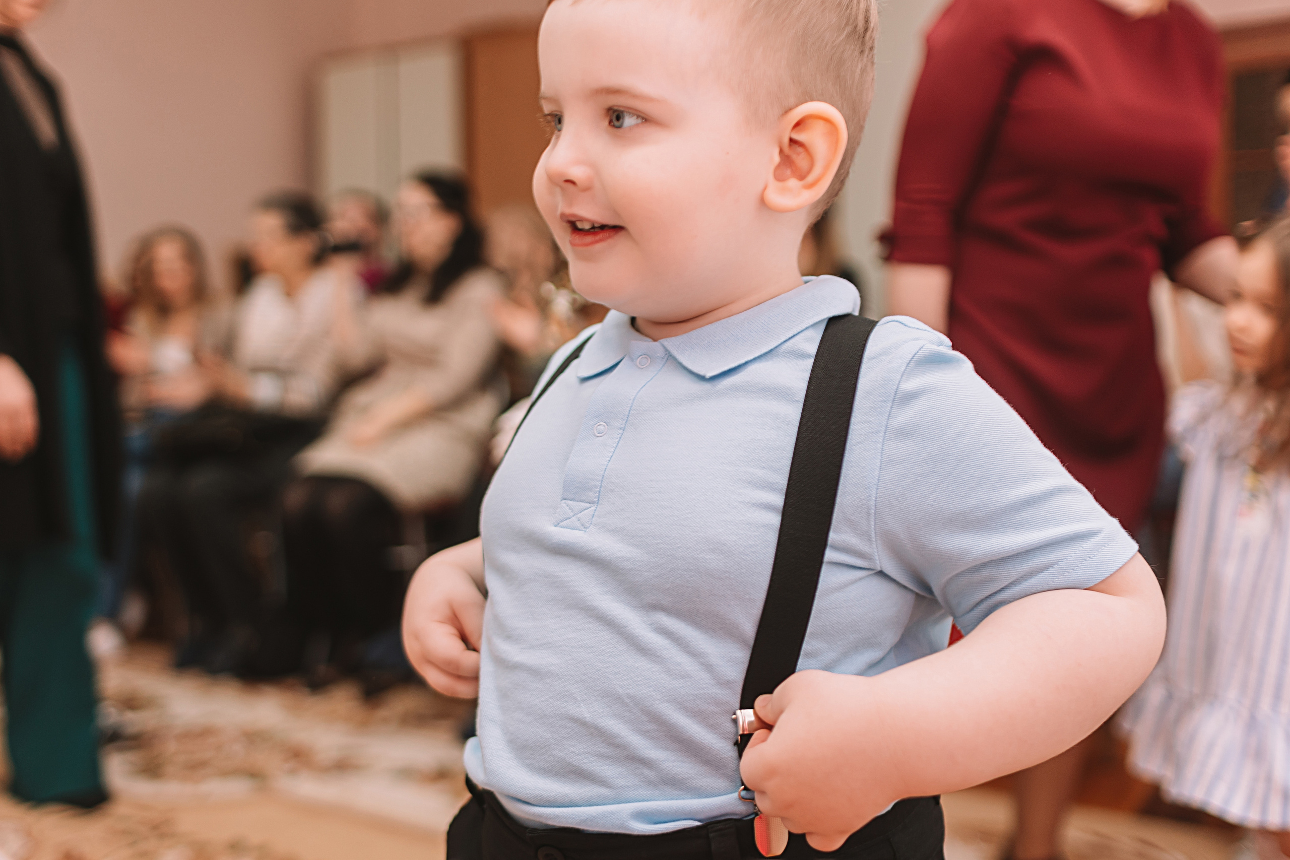 Утренник садик. Семейный фотограф Тюмень, фотограф на роды Салмина Мария