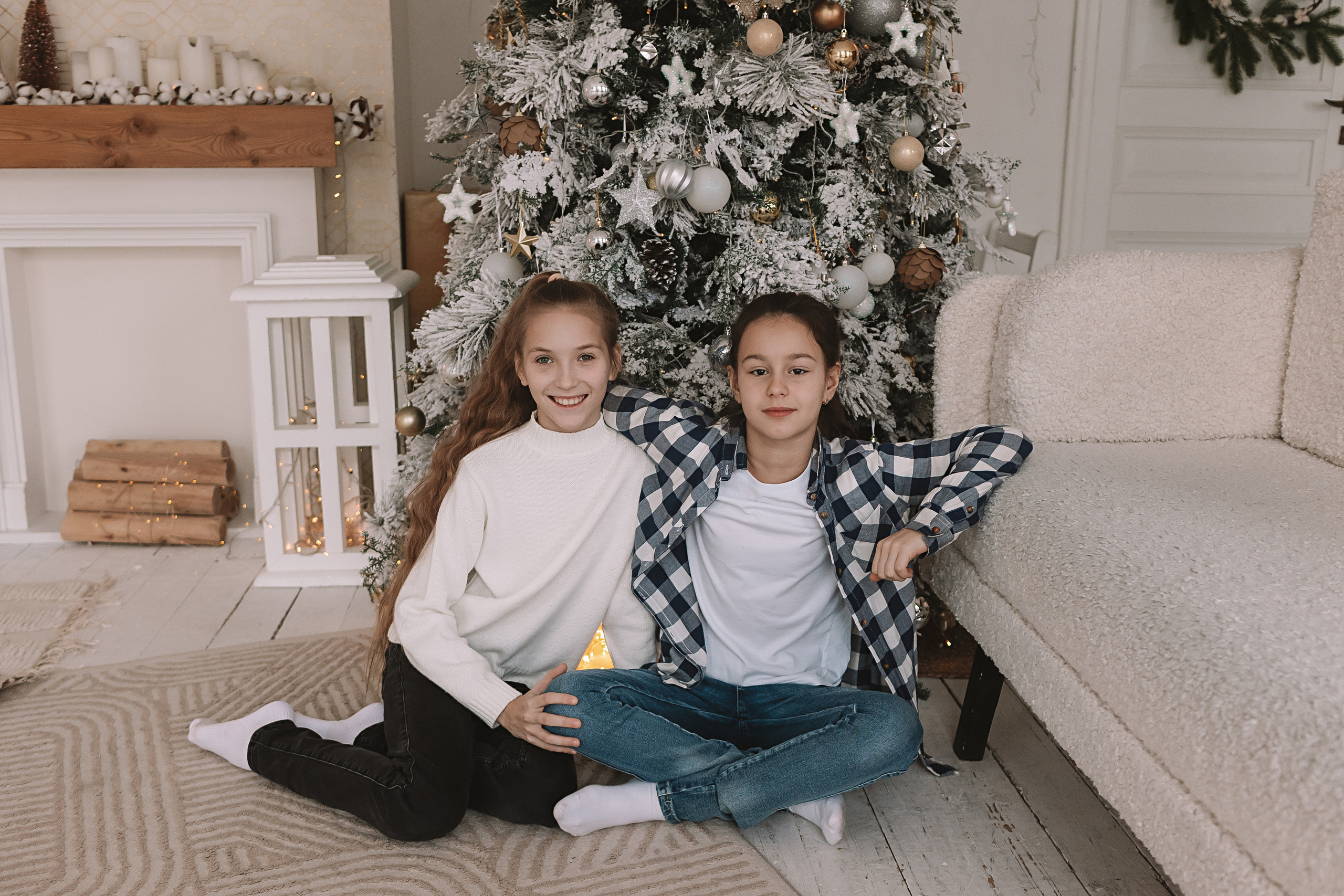 Новогодняя школьная в студии. Семейный фотограф Тюмень, фотограф на роды Салмина Мария