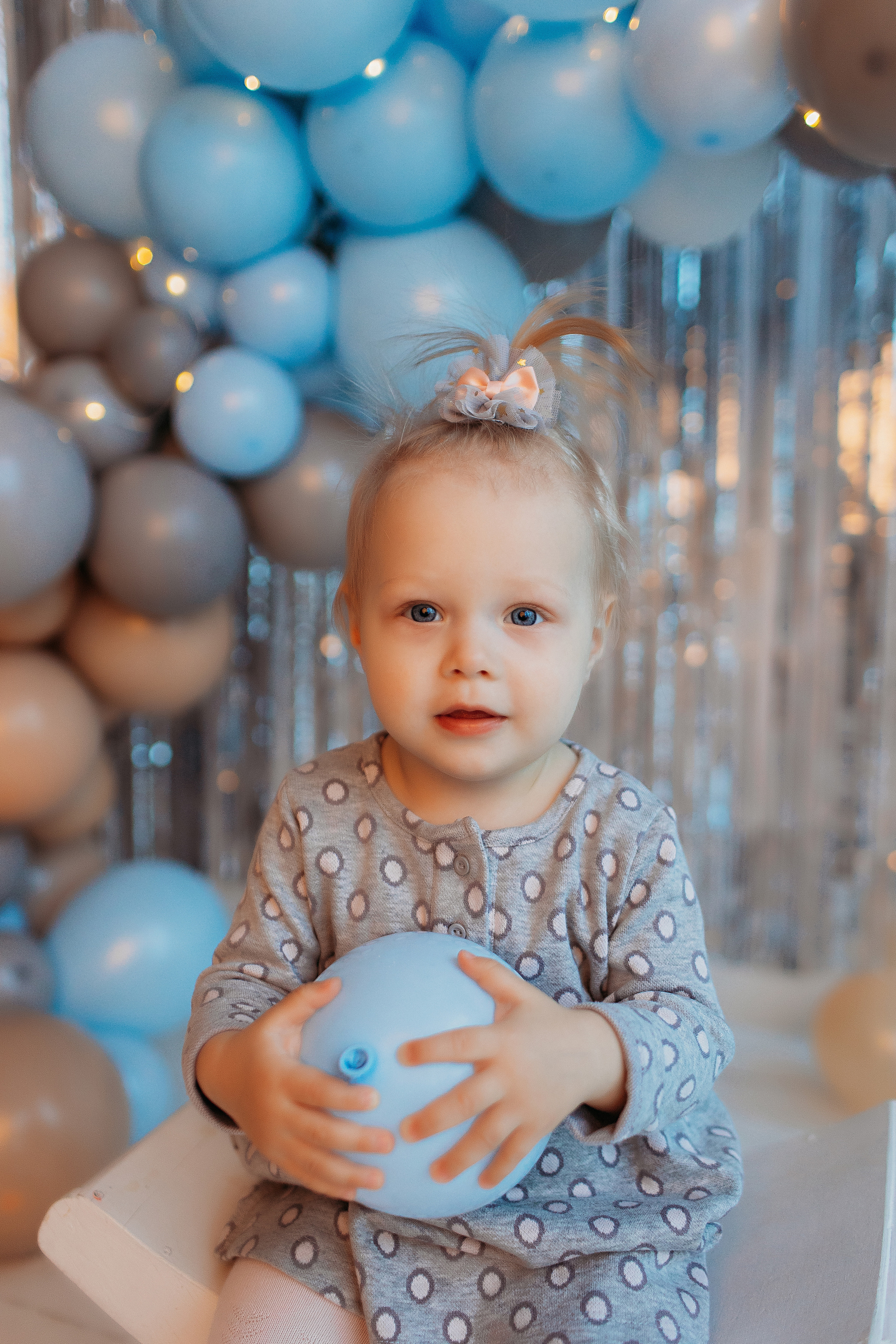 Годик в ВВ студио. Семейный фотограф Тюмень, фотограф на роды Салмина Мария