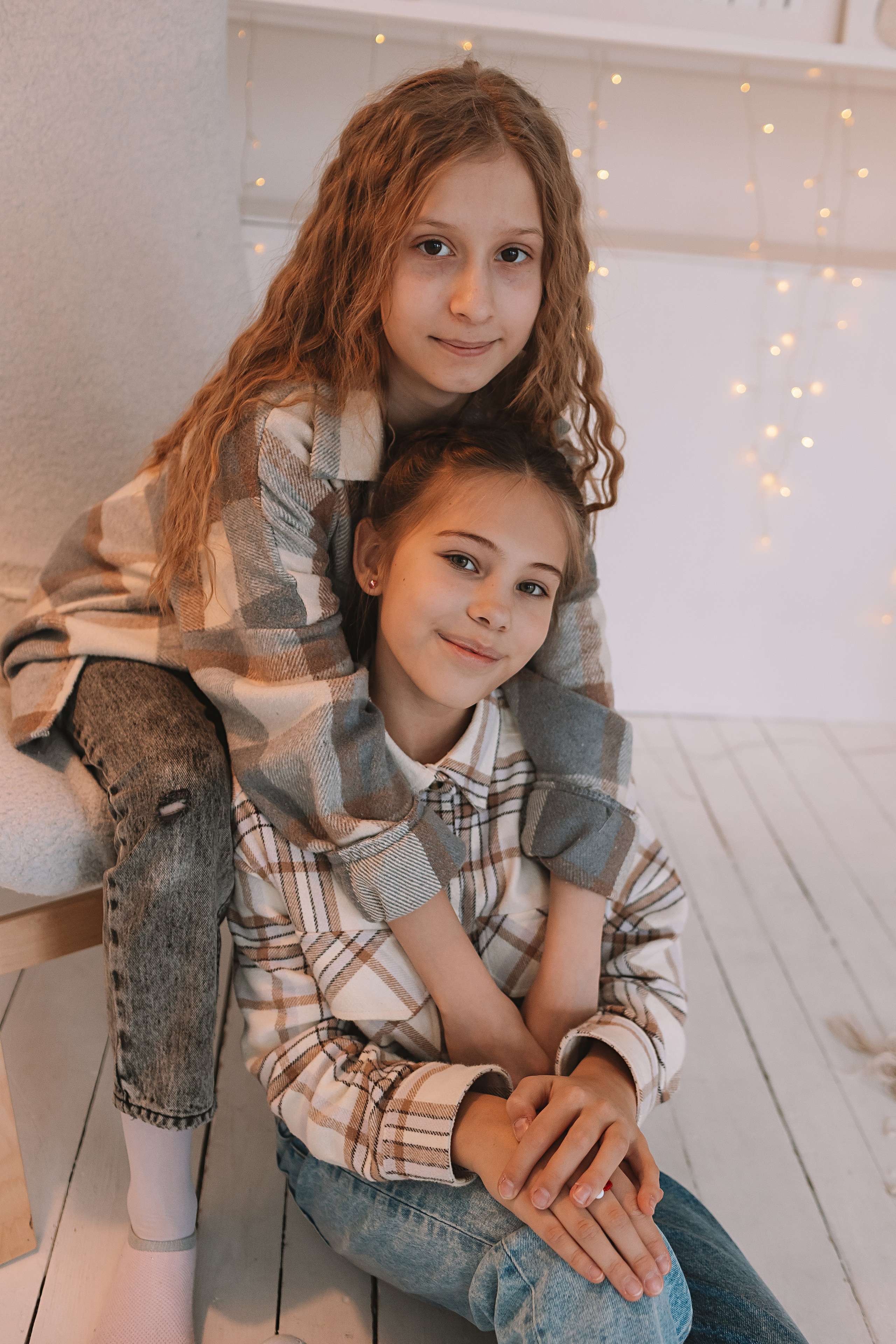 Новогодняя школьная в студии. Семейный фотограф Тюмень, фотограф на роды Салмина Мария