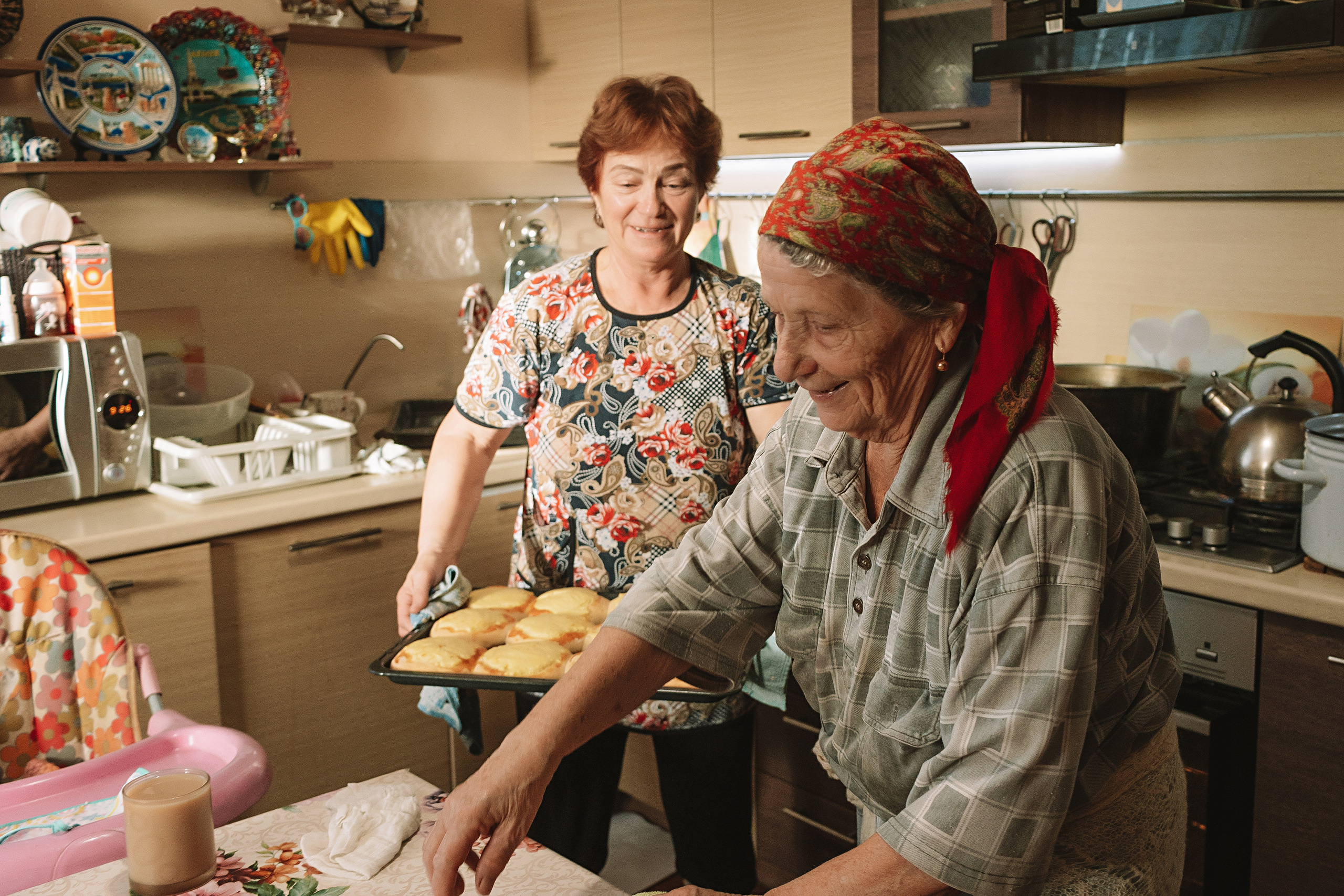 Большая семья (17 человек в частном доме, 2 часа). Семейный фотограф Тюмень, фотограф на роды Салмина Мария
