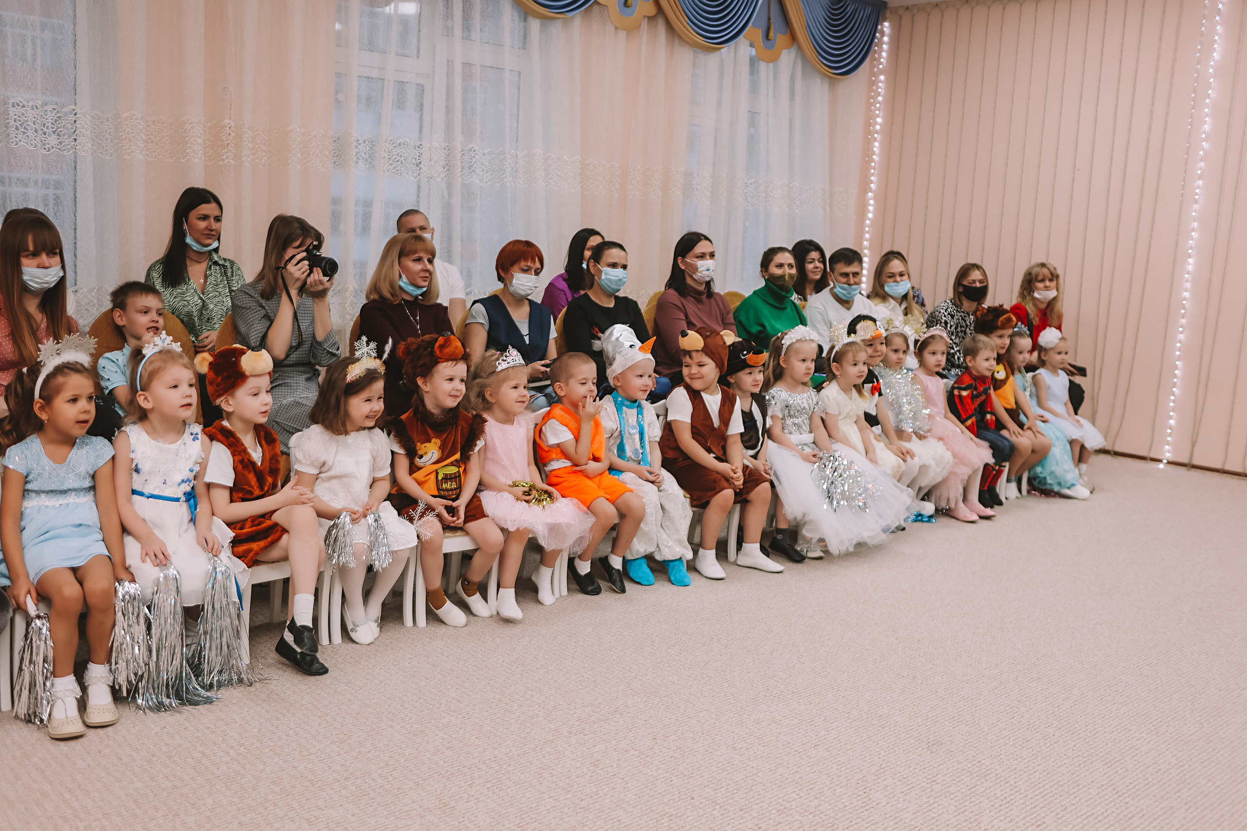 Репортаж новогоднего утренника. Семейный фотограф Тюмень, фотограф на роды Салмина Мария