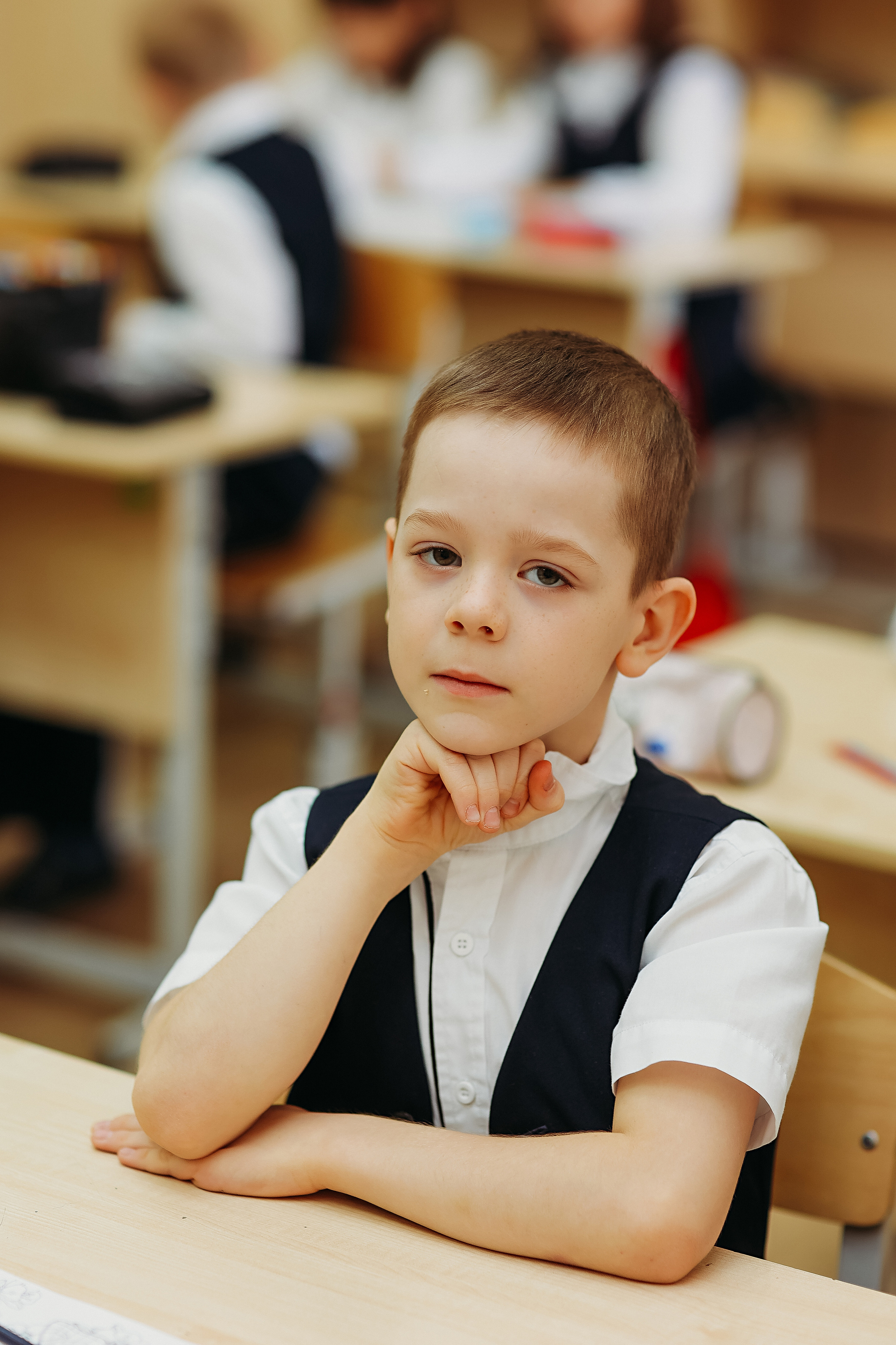 2 класс. Семейный фотограф Тюмень, фотограф на роды Салмина Мария