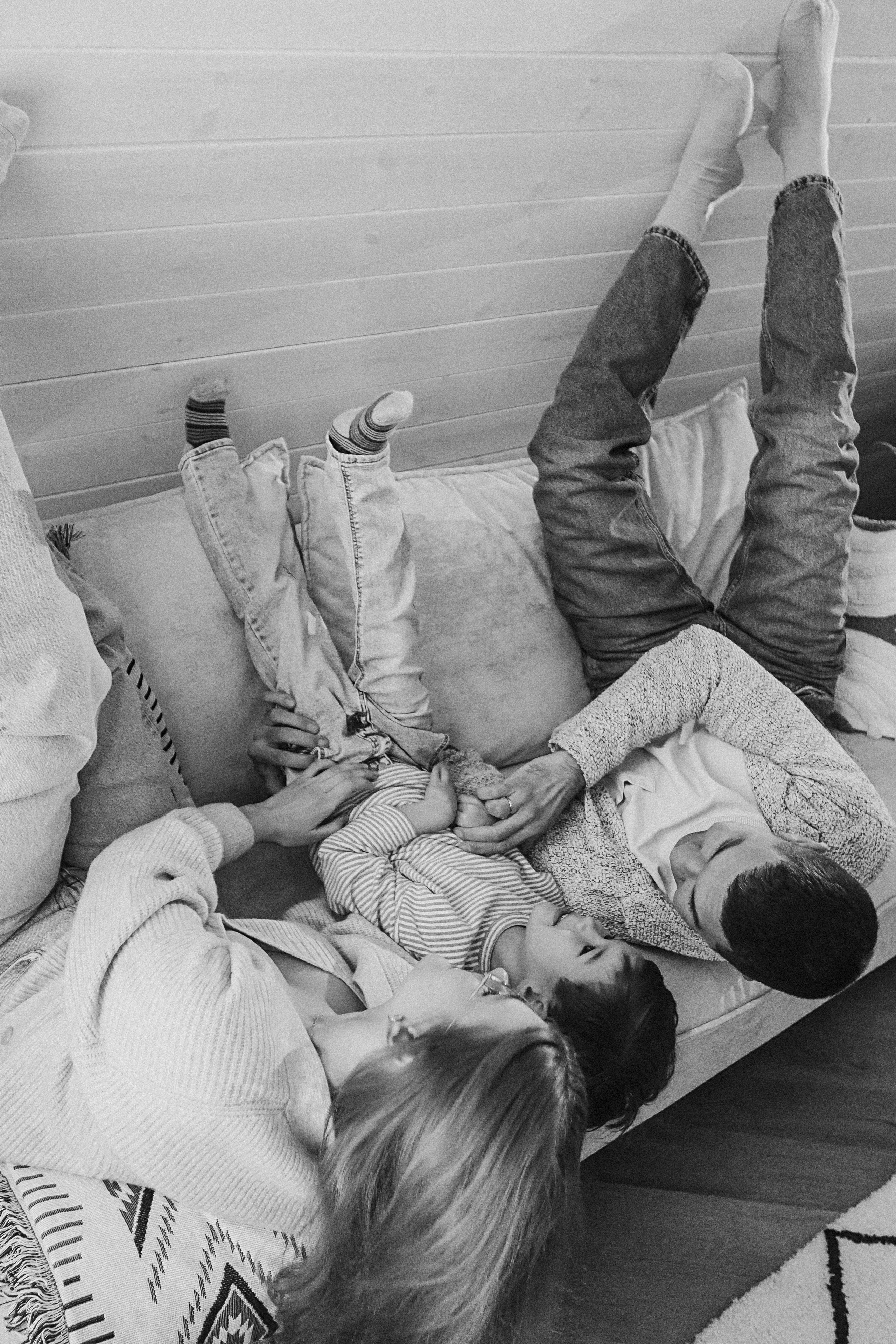 Загородный домик. Семейный фотограф Тюмень, фотограф на роды Салмина Мария