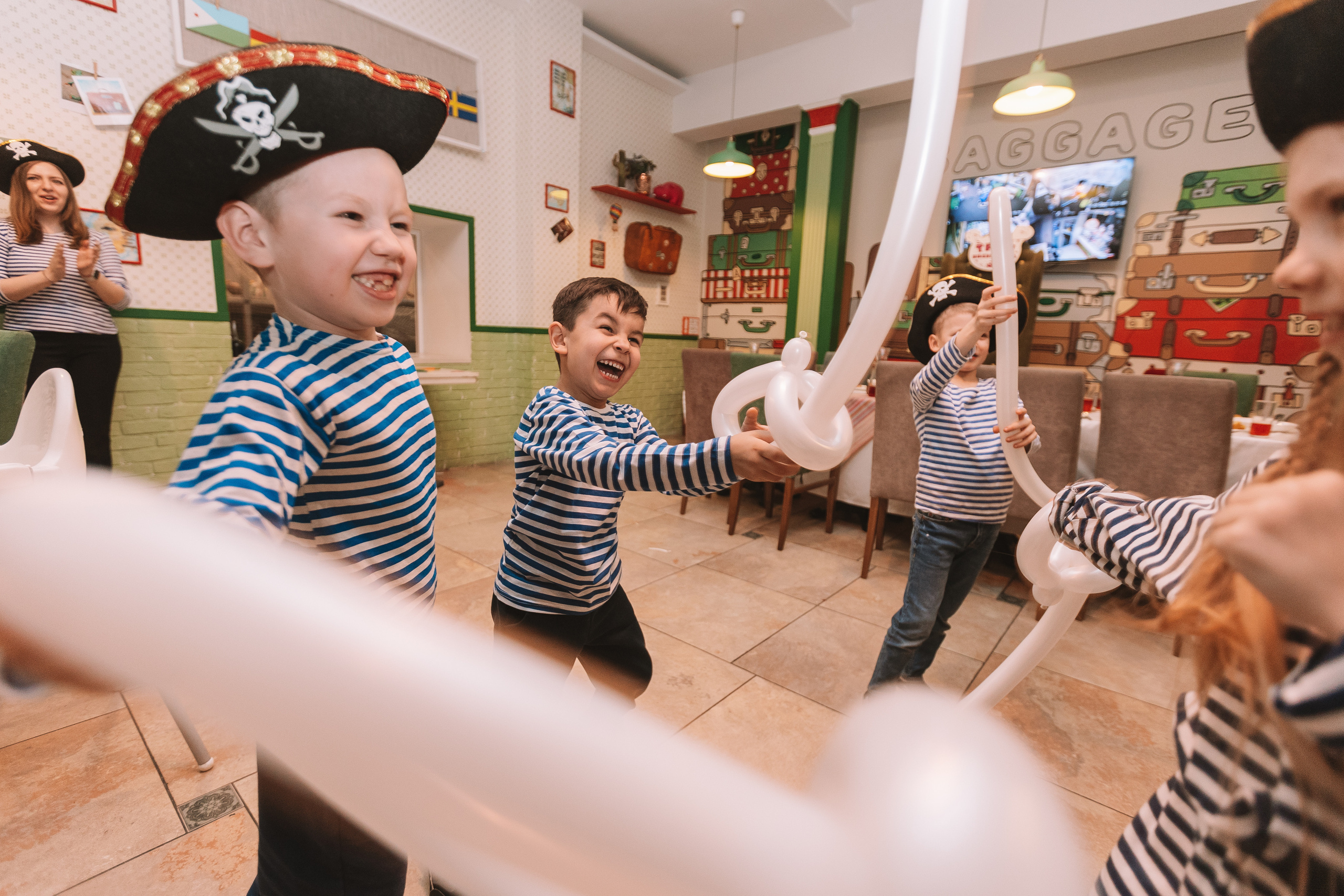 Андерсон. Семейный фотограф Тюмень, фотограф на роды Салмина Мария
