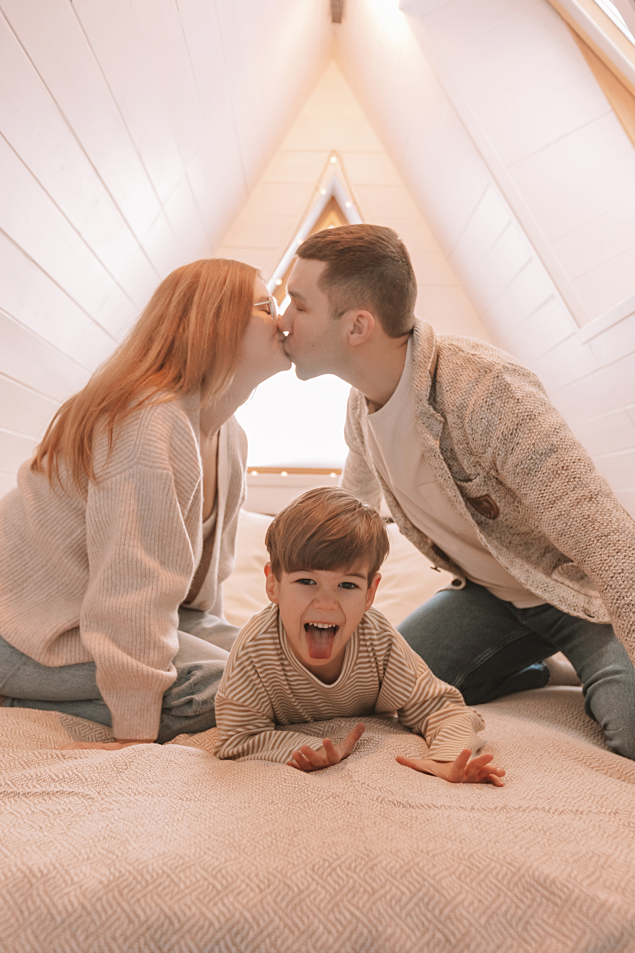 Загородный домик. Семейный фотограф Тюмень, фотограф на роды Салмина Мария